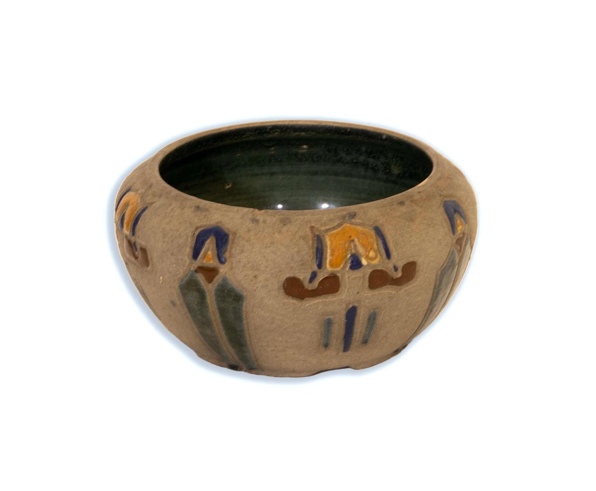 Roseville Set of 7 Ceramic Mostique Vessels Arts & Crafts Early 20th Century For Sale 11