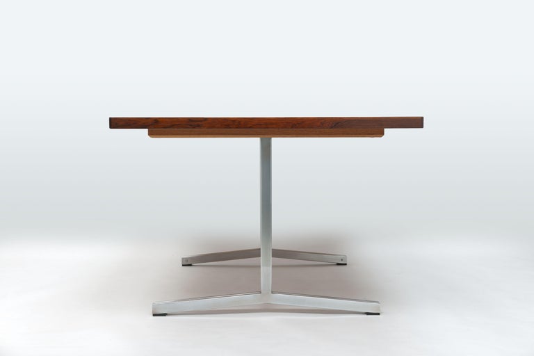 Rosewood 1960's Conference Table Desk by Theo Tempelman for A.P. Originals In Good Condition For Sale In Utrecht, NL