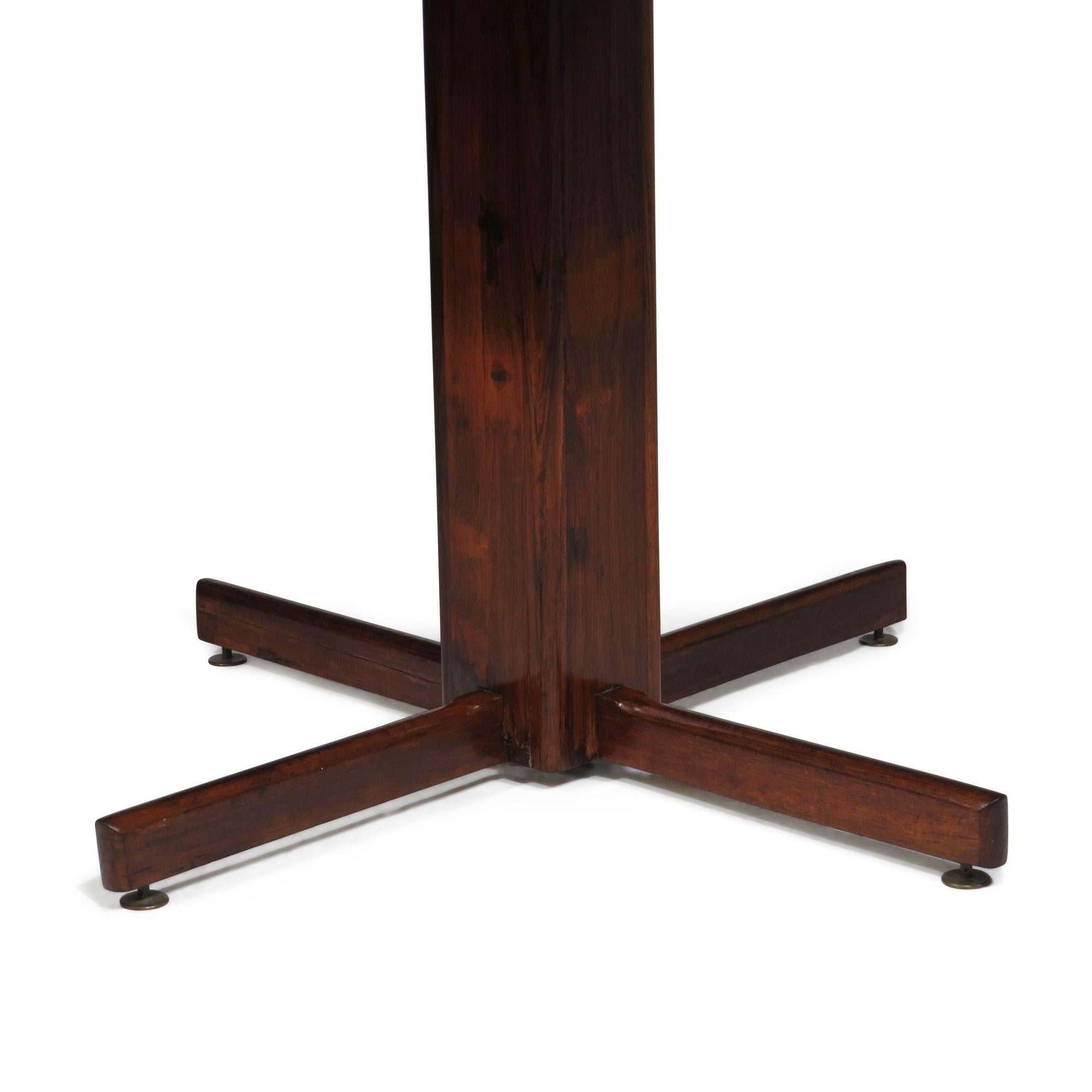 Mid-Century Modern Rosewood Round Pedestal Base Dining Table