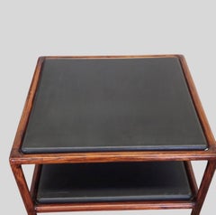 Table d'appoint en bois de rose et cuir noir, par Ward Bennett pour Brickell
