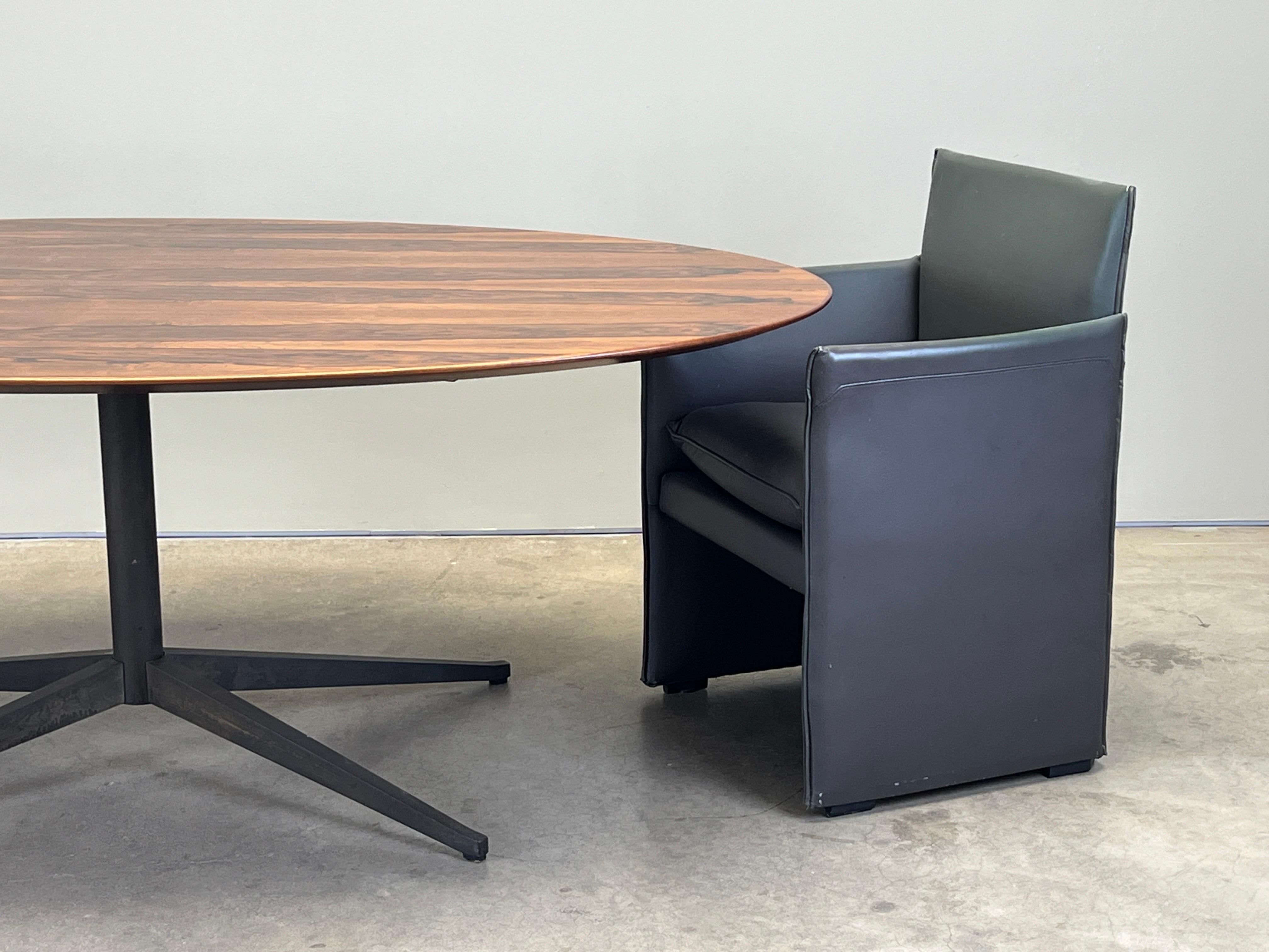 Table à manger ovale / bureau en bois de rose et bronze Florence Knoll en vente 12
