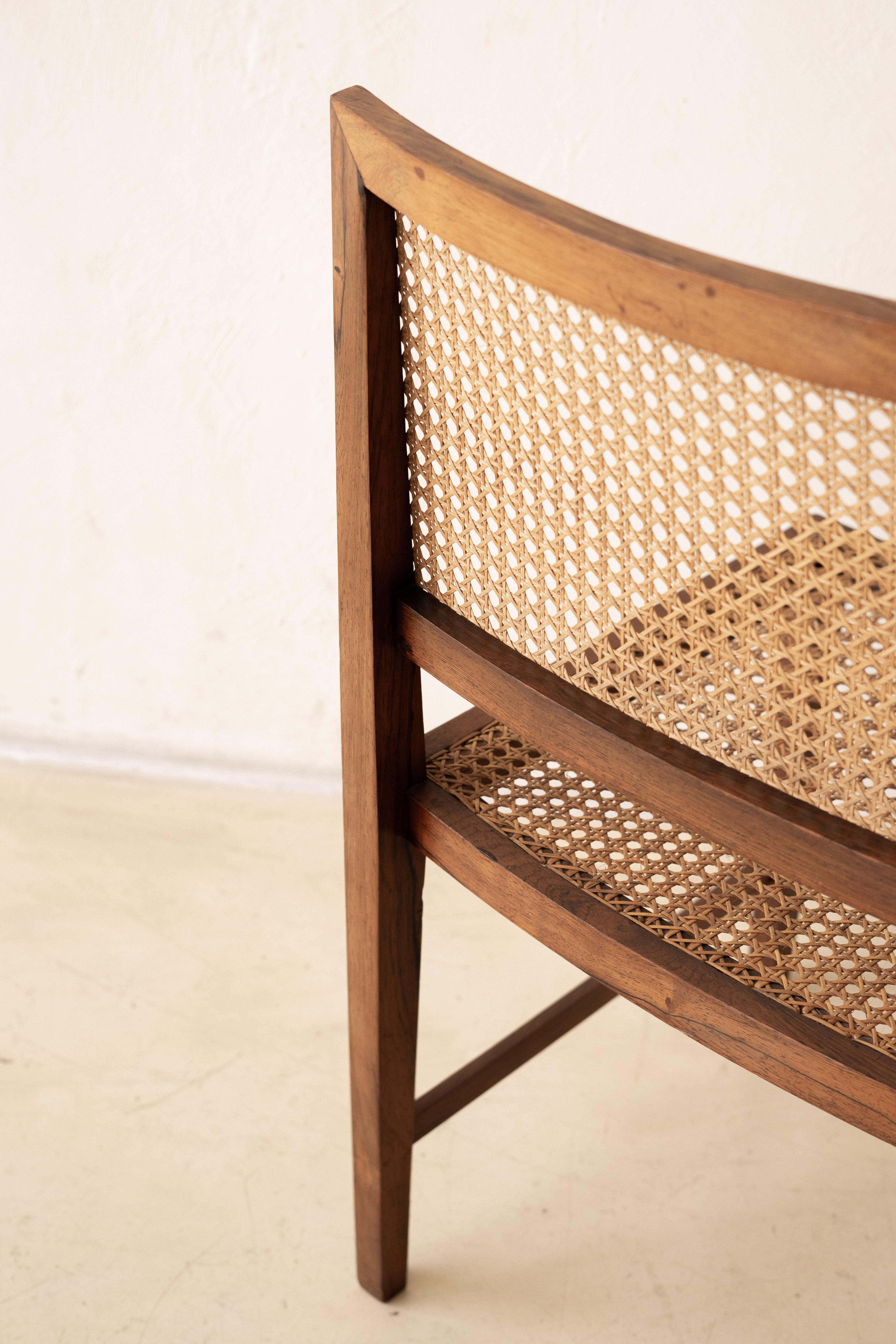 Rosewood and Cane Dining Chairs, M.L. Magalhães, 1960s, Midcentury Brazilian en vente 3