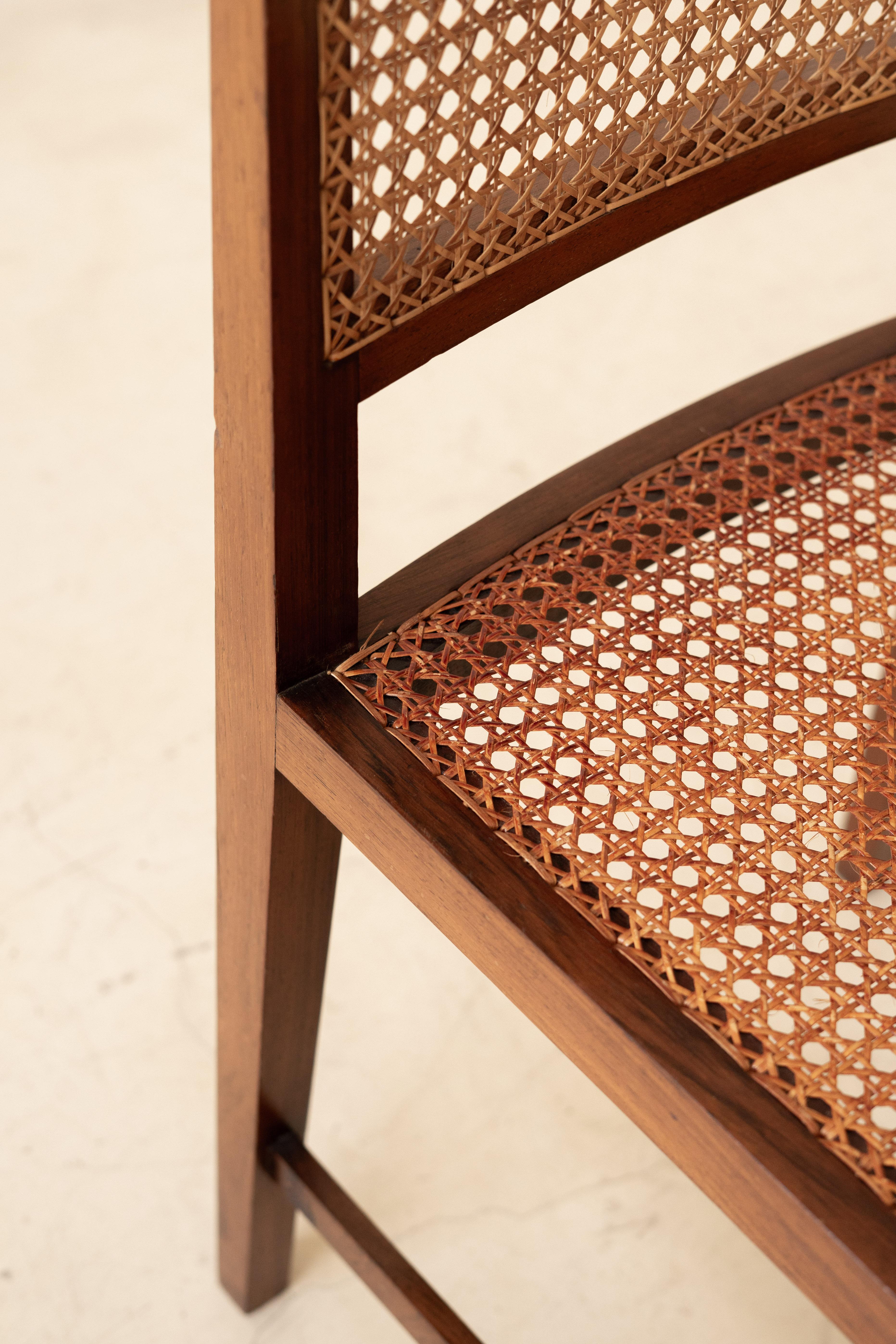 Brésilien Rosewood and Cane Dining Chairs, M.L. Magalhães, 1960s, Midcentury Brazilian en vente