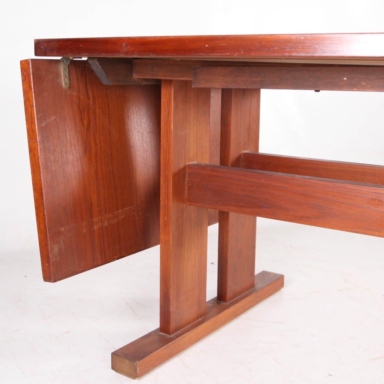 Table de salle à manger à rallonge en palissandre et céramique en vente 4