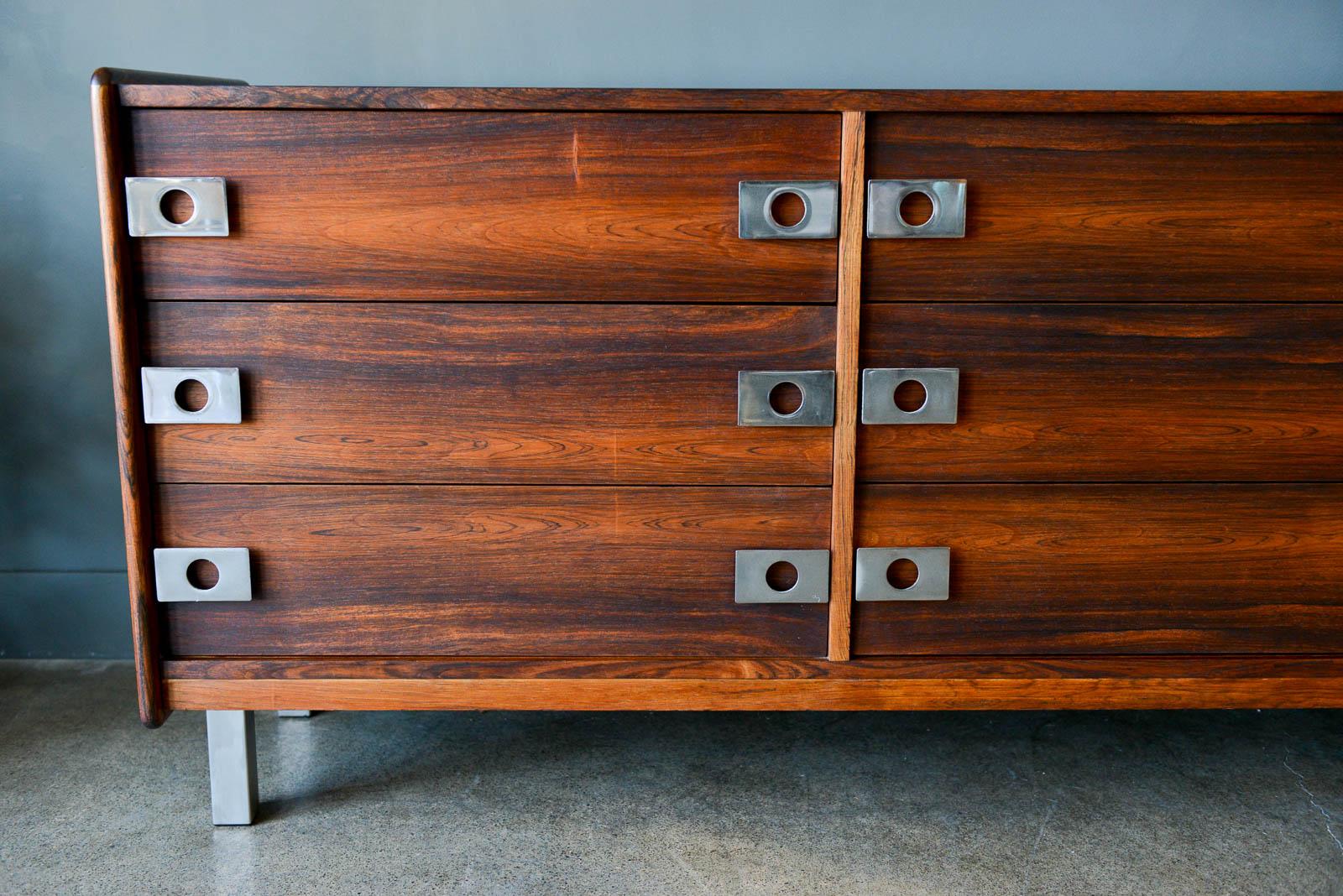 Rosewood and Chrome 9-Drawer Dresser by Leif Jacobsen, circa 1970 4