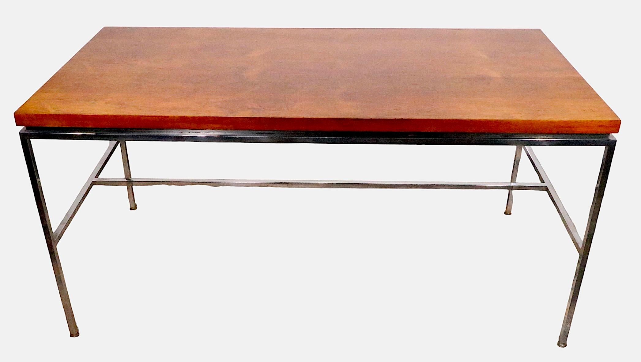  Table de bureau à index Drexel en bois de rose et chrome des années 1970 Bon état - En vente à New York, NY