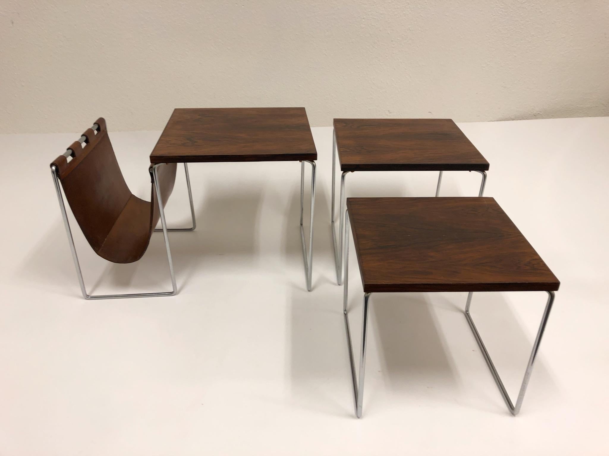 Rosewood and Chrome Nesting Tables im Zustand „Hervorragend“ in Palm Springs, CA