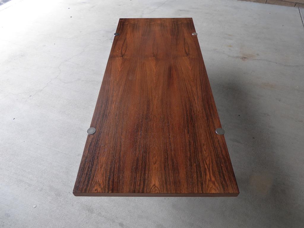 Rosewood & Chromed Metal Coffee Table, circa 1970s For Sale 1