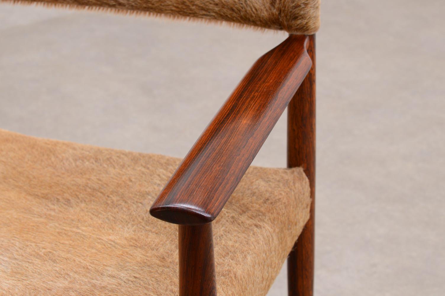 Rosewood and Cow Hide Chair by Kurt Østervig for Sibast, 60s Denmark In Good Condition For Sale In Landgraaf, NL
