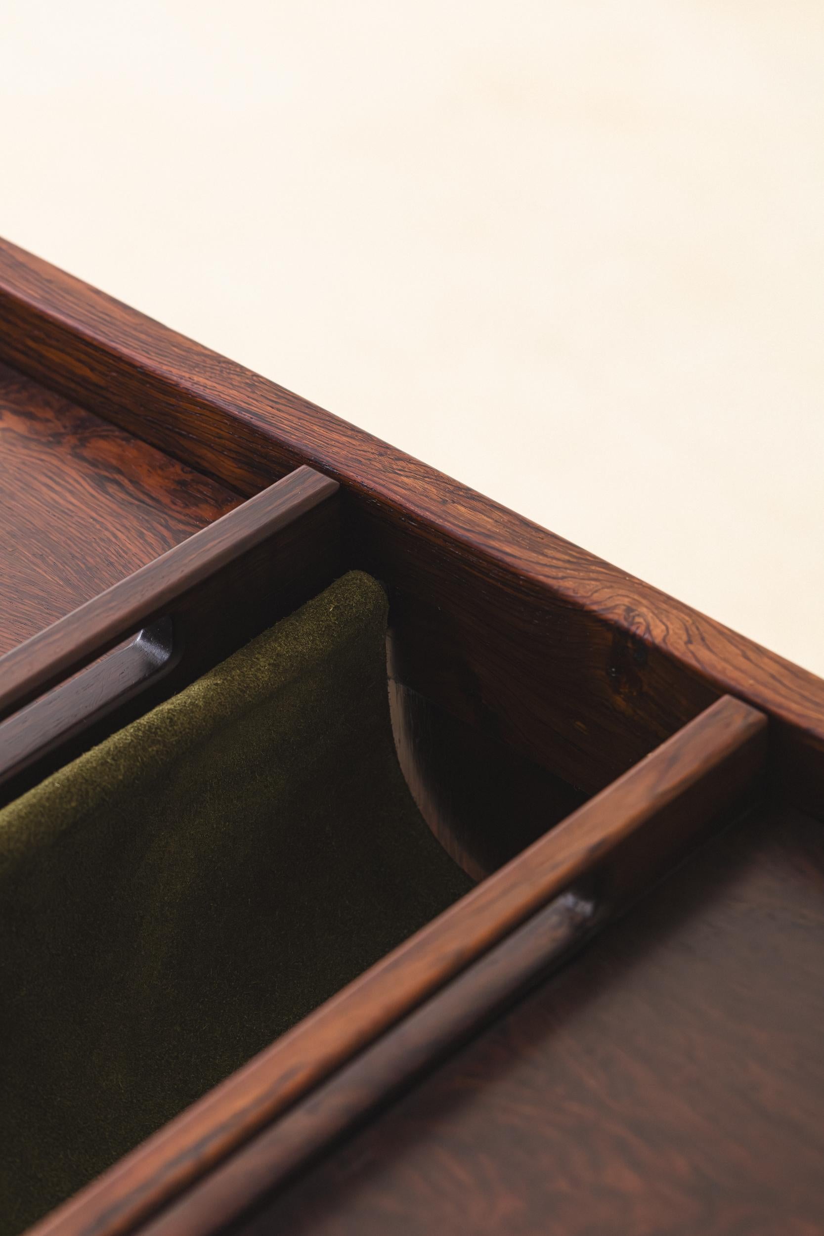Rosewood and Formica Bar Cart, Celina Decorações, 1960s, Brazilian Midcentury 10