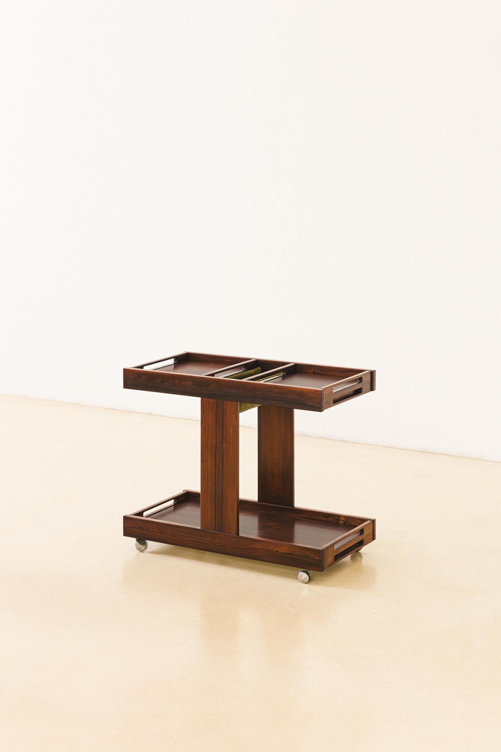Rosewood and Formica Bar Cart, Celina Decorações, 1960s, Brazilian Midcentury In Good Condition In New York, NY