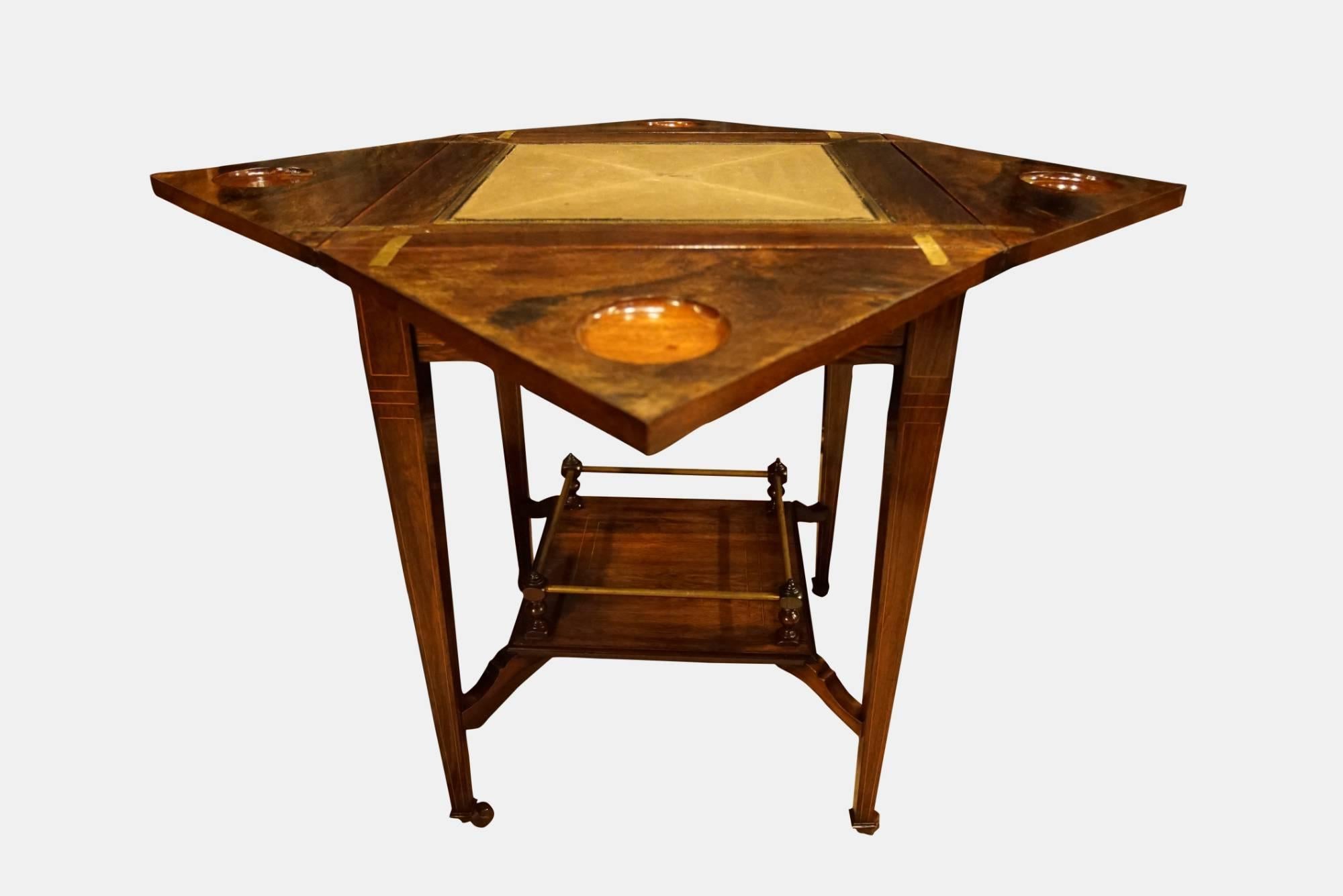 Rosewood and Inlay Envelope Card Table In Excellent Condition For Sale In Salisbury, GB