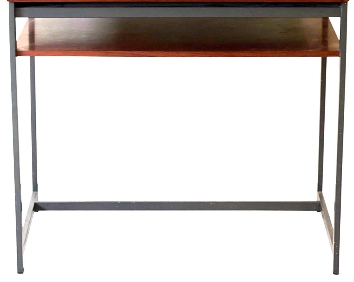 Palisander und Eisen Fall Front Sekretär oder Schreibtisch (Moderne der Mitte des Jahrhunderts) im Angebot