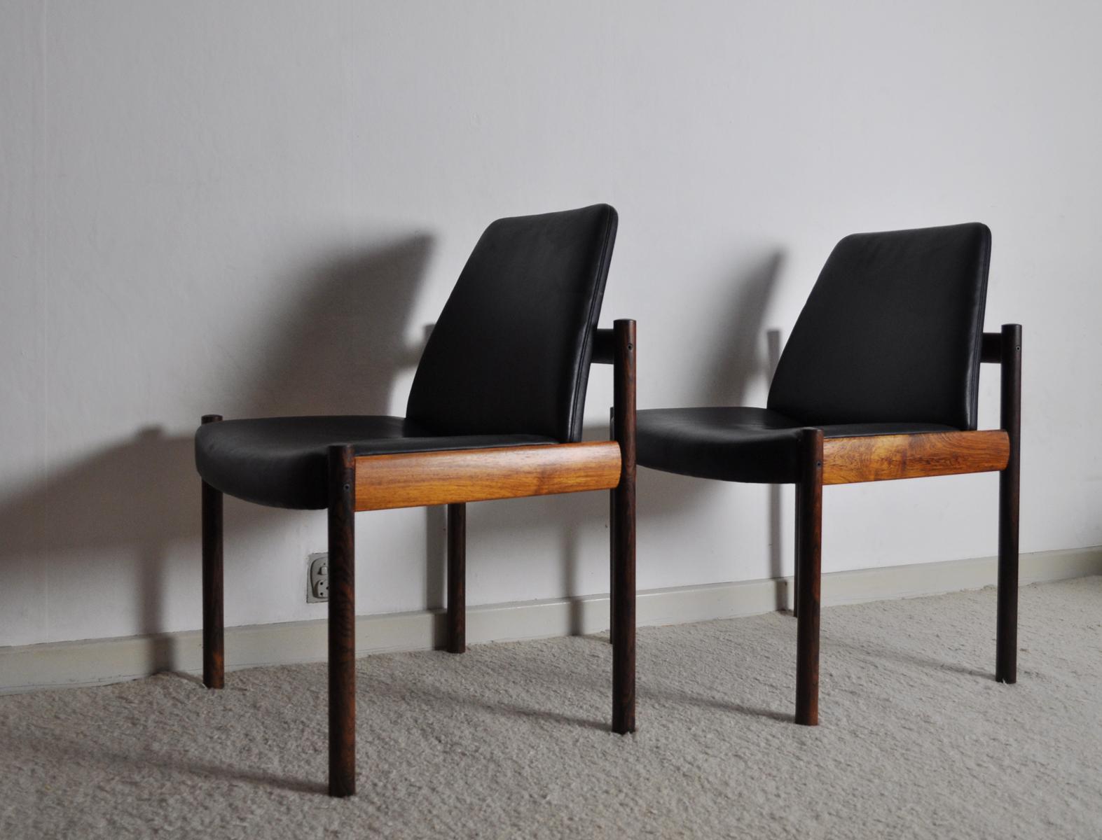 Scandinavian Modern Rosewood and Leather Dining Chair by Sven Ivar Dysthe for Dokka Møbler For Sale