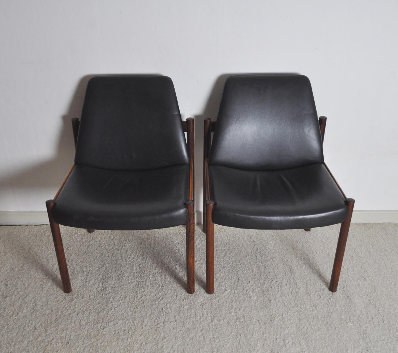Rosewood and Leather Dining Chair by Sven Ivar Dysthe for Dokka Møbler In Good Condition For Sale In Vordingborg, DK