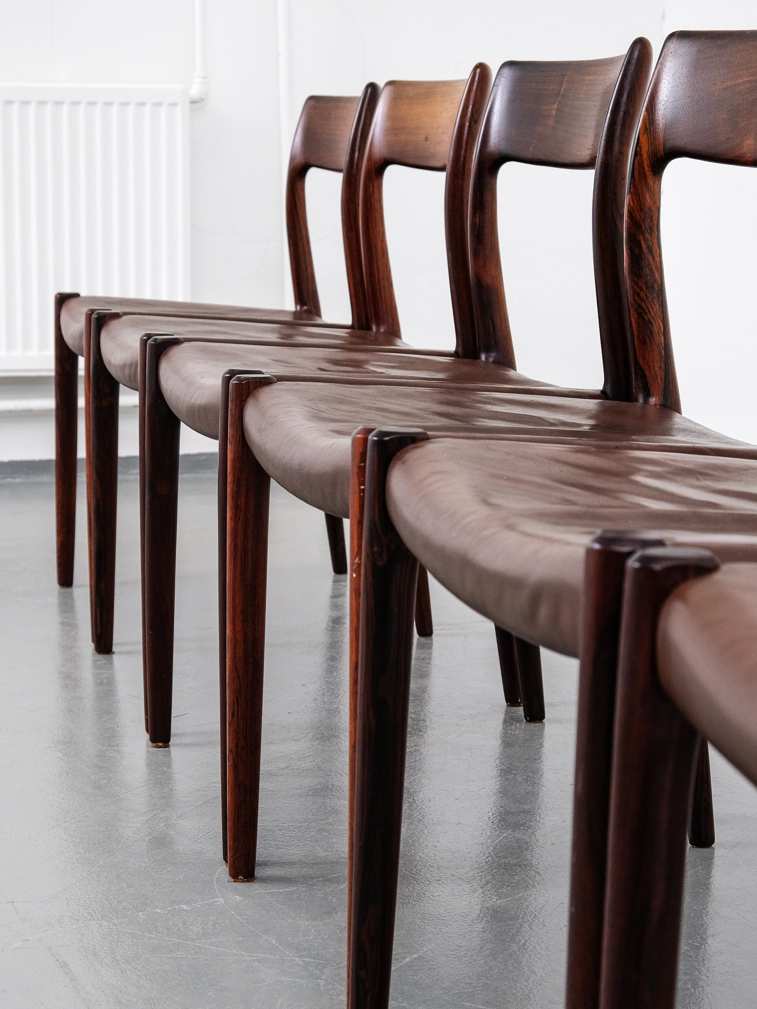 Rosewood and Leather Niels Møller Model #77 Dining Chairs, Set of Six In Good Condition In Helsinki, FI