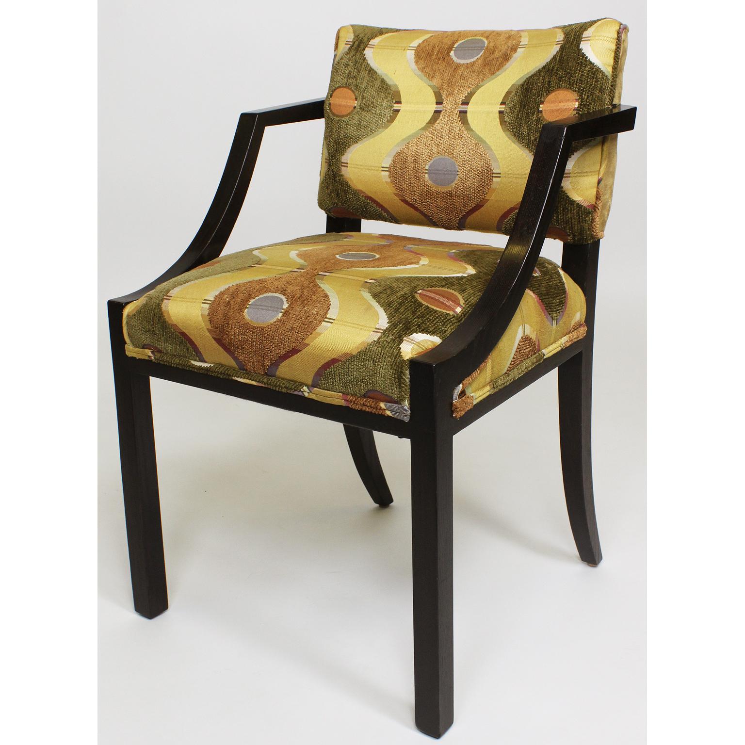 Eine 5-teilige Essecke aus Palisander und Mahagoni, Edward Wormley für Dunbar. Elegantes Vintage-Set mit vier Mahagoni-Sesseln und einer quadratischen Palisanderplatte in einem Mahagoni-Rahmen, der auf geformten Beinen steht, Metall-Dunbar-Tag