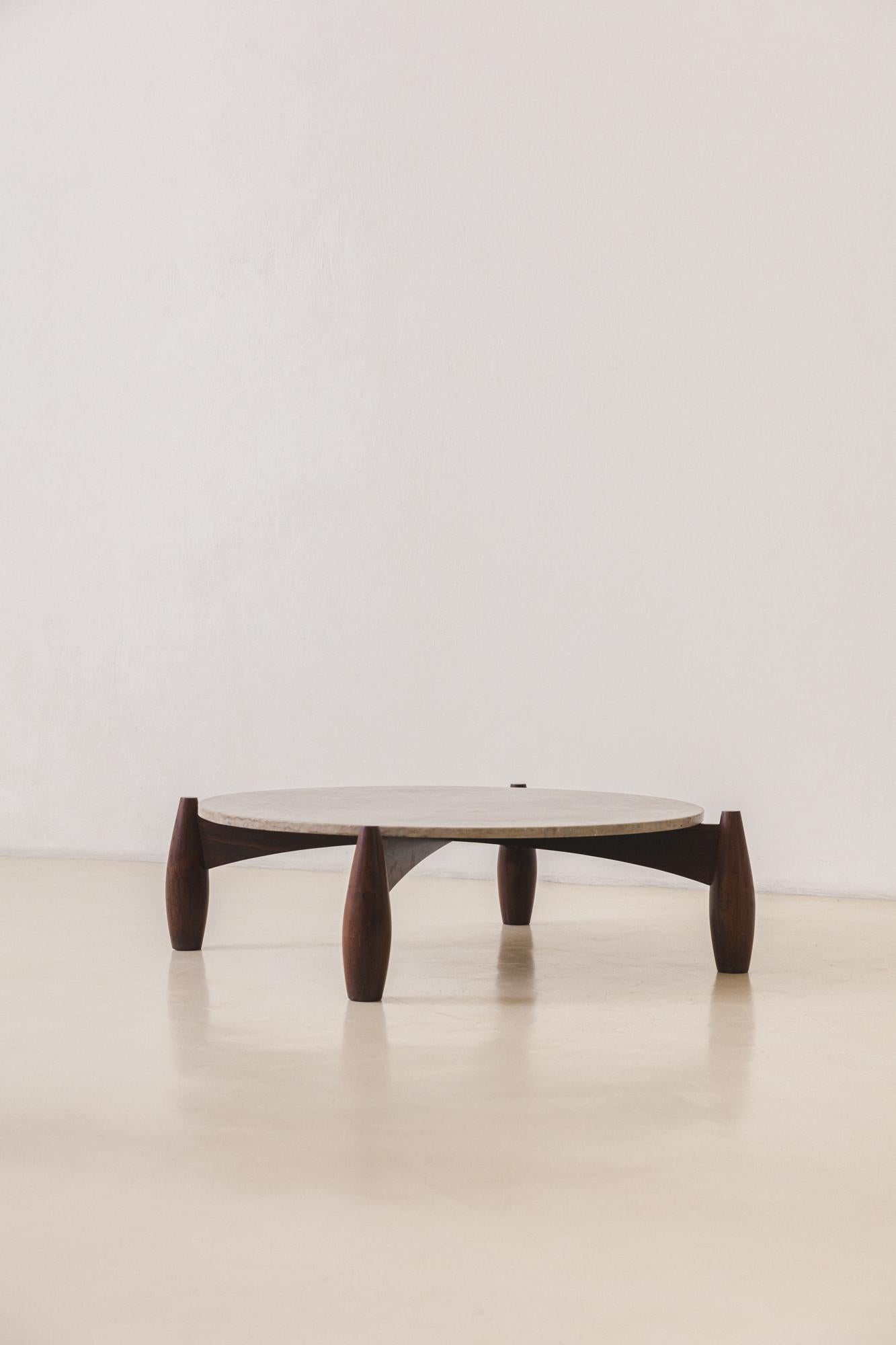 Mid-Century Modern Table basse en bois de rose et marbre par Unknown designer, Midentury brésilien, 1960s en vente