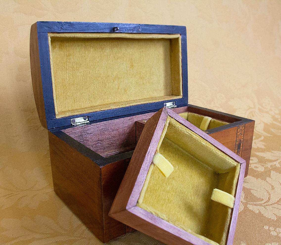 Jewelry box in native wood and marquetry - Louis Philippe period For Sale 1