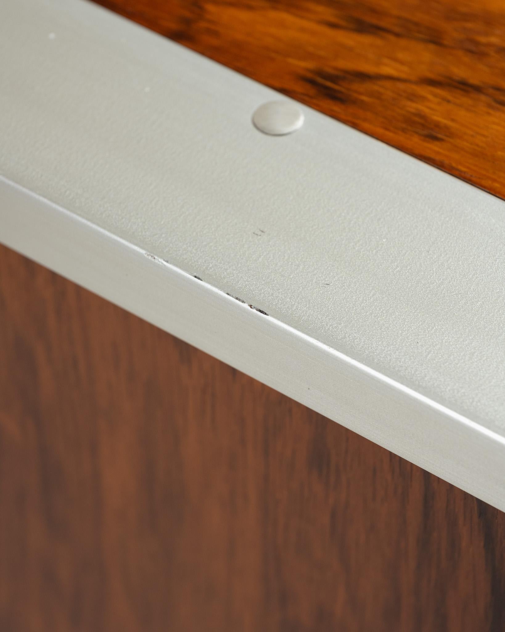 Credenza in palissandro e metallo, Georges Frydman, anni '60 in vendita 2