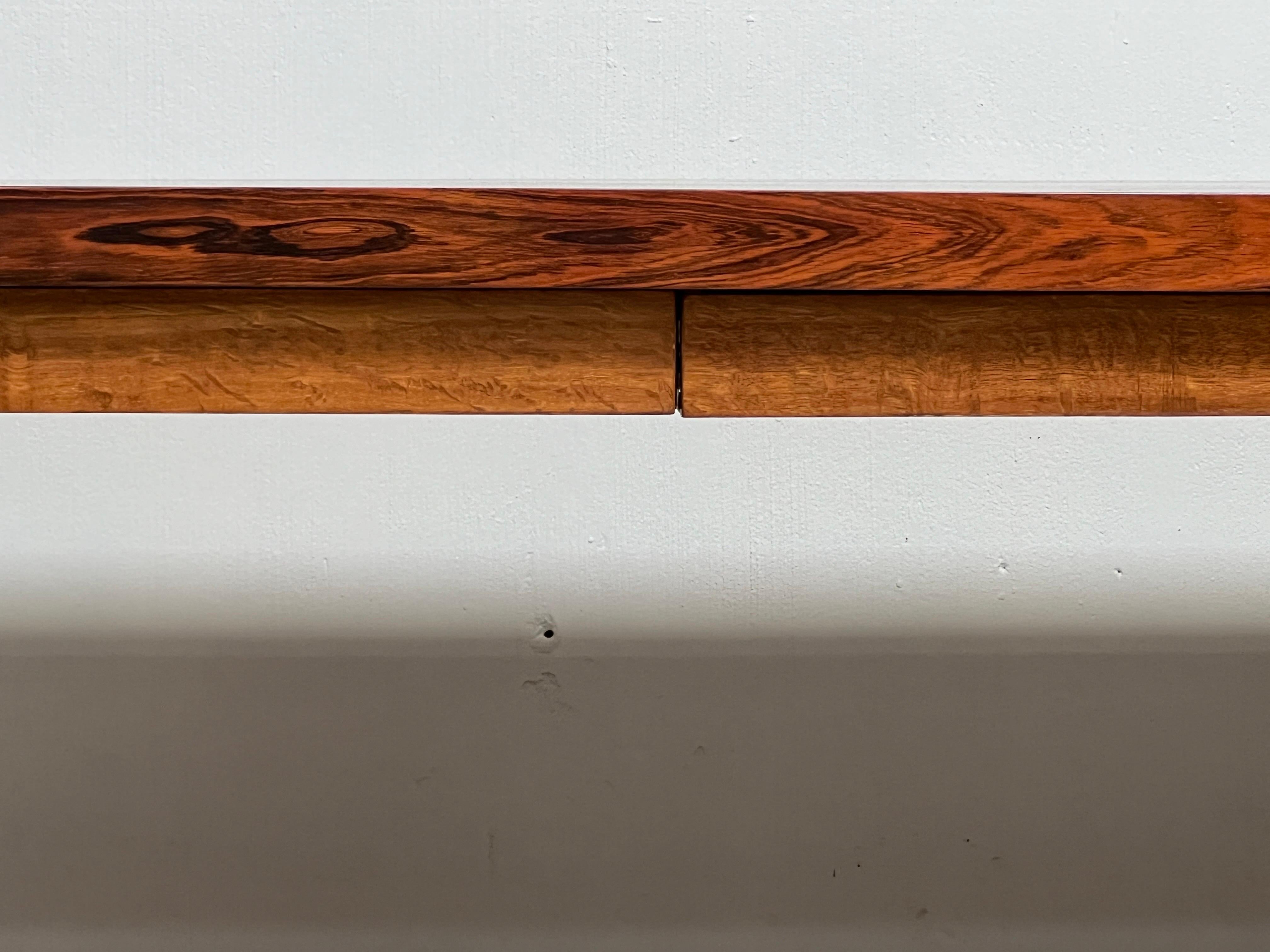 Bureau en bois de rose et chêne d'Edward Wormley pour Dunbar en vente 1