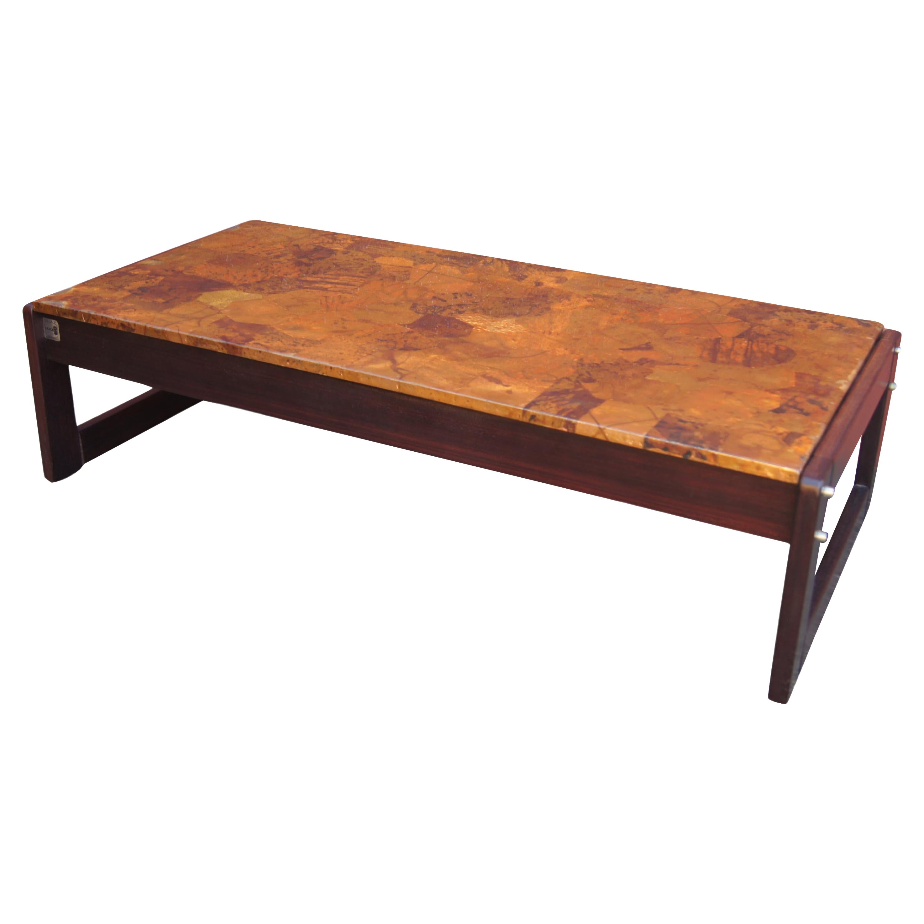 Mesa baja de palisandro y cobre patchwork de Percival Lafer en venta