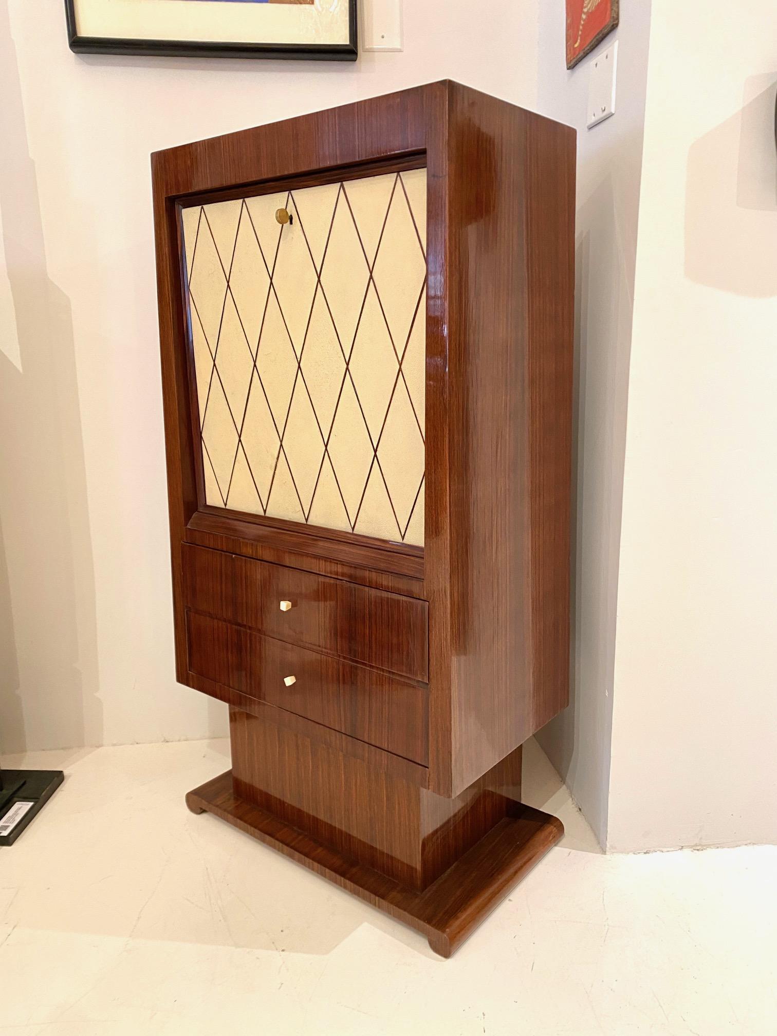 Early 20th Century Rosewood and Shagreen Art Deco Cabinet For Sale