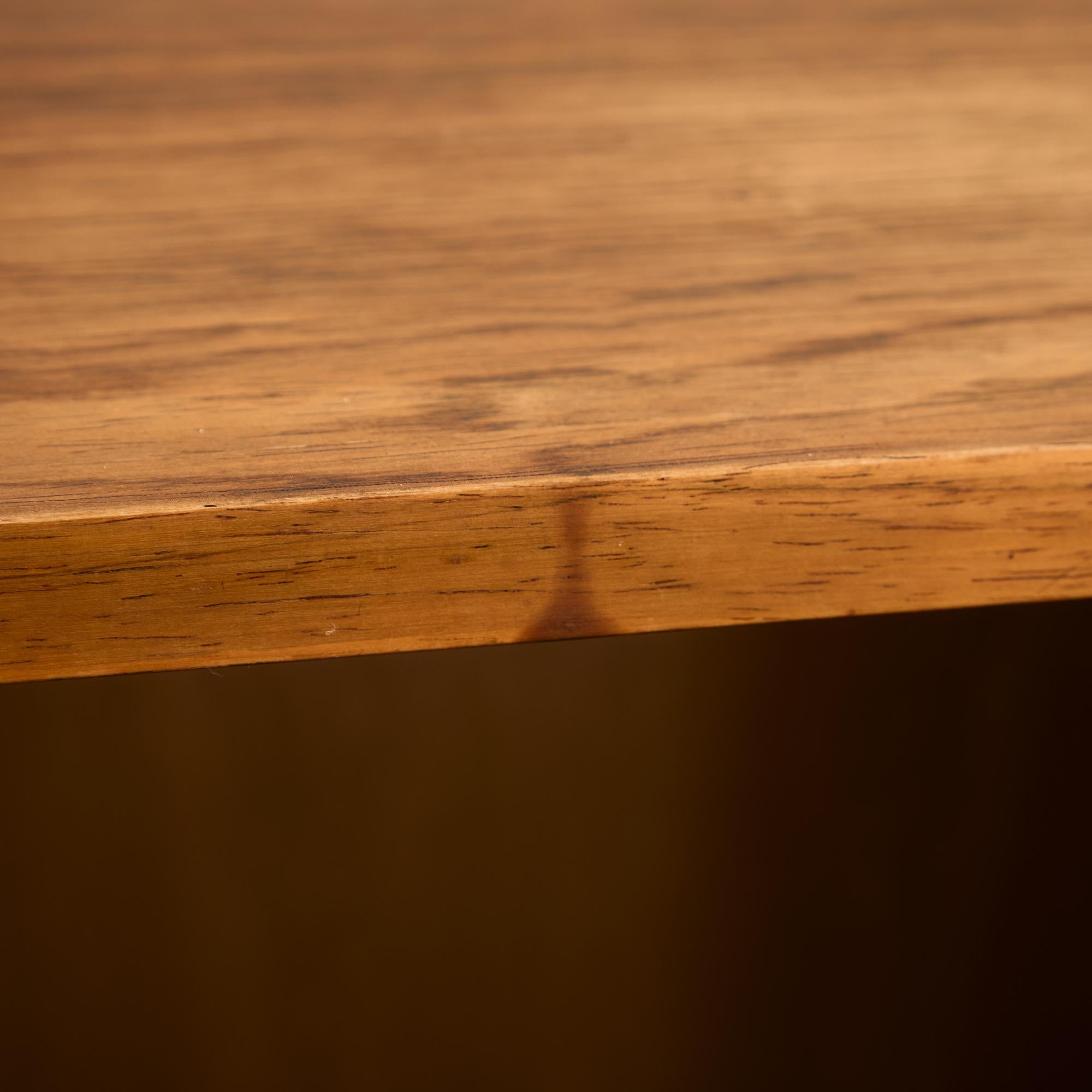 Credenza in palissandro e teak con ante e cassetti scorrevoli, anni '60 in vendita 5