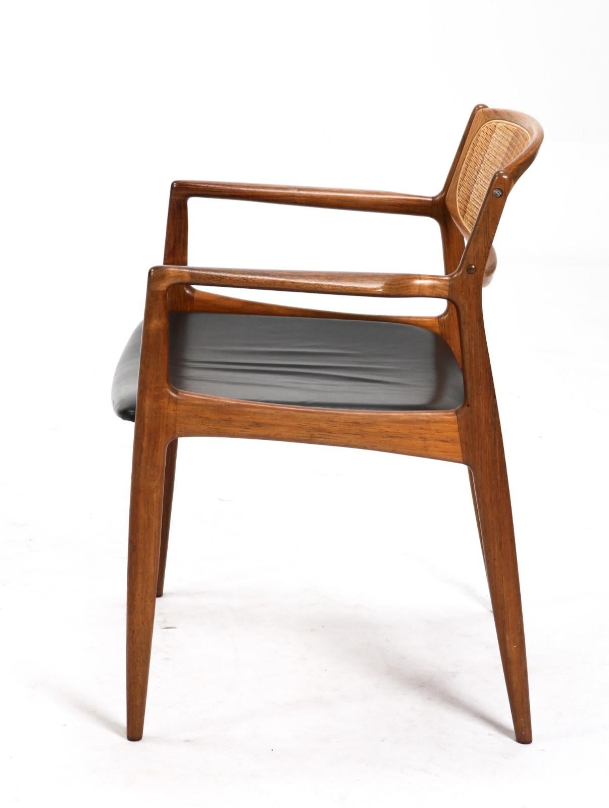 Mid-Century Modern Rosewood armchair by Ib Kofod Larsen, design 1960's For Sale