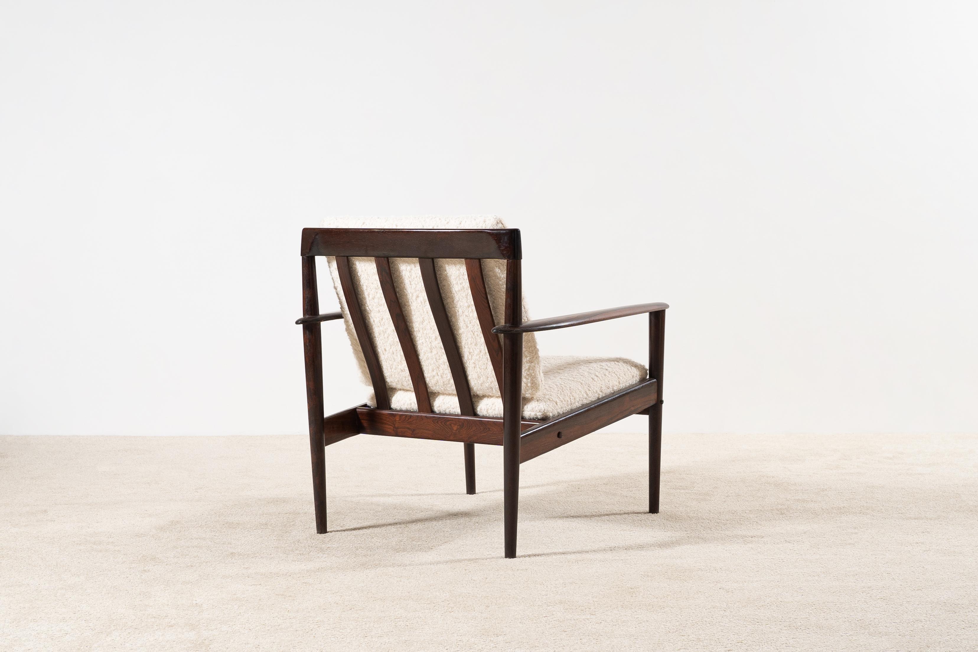 Rosewood Armchair Model 56 by Grete Jalk for P. Jeppesens Møbelfabrik, 1960 In Good Condition In Paris, FR