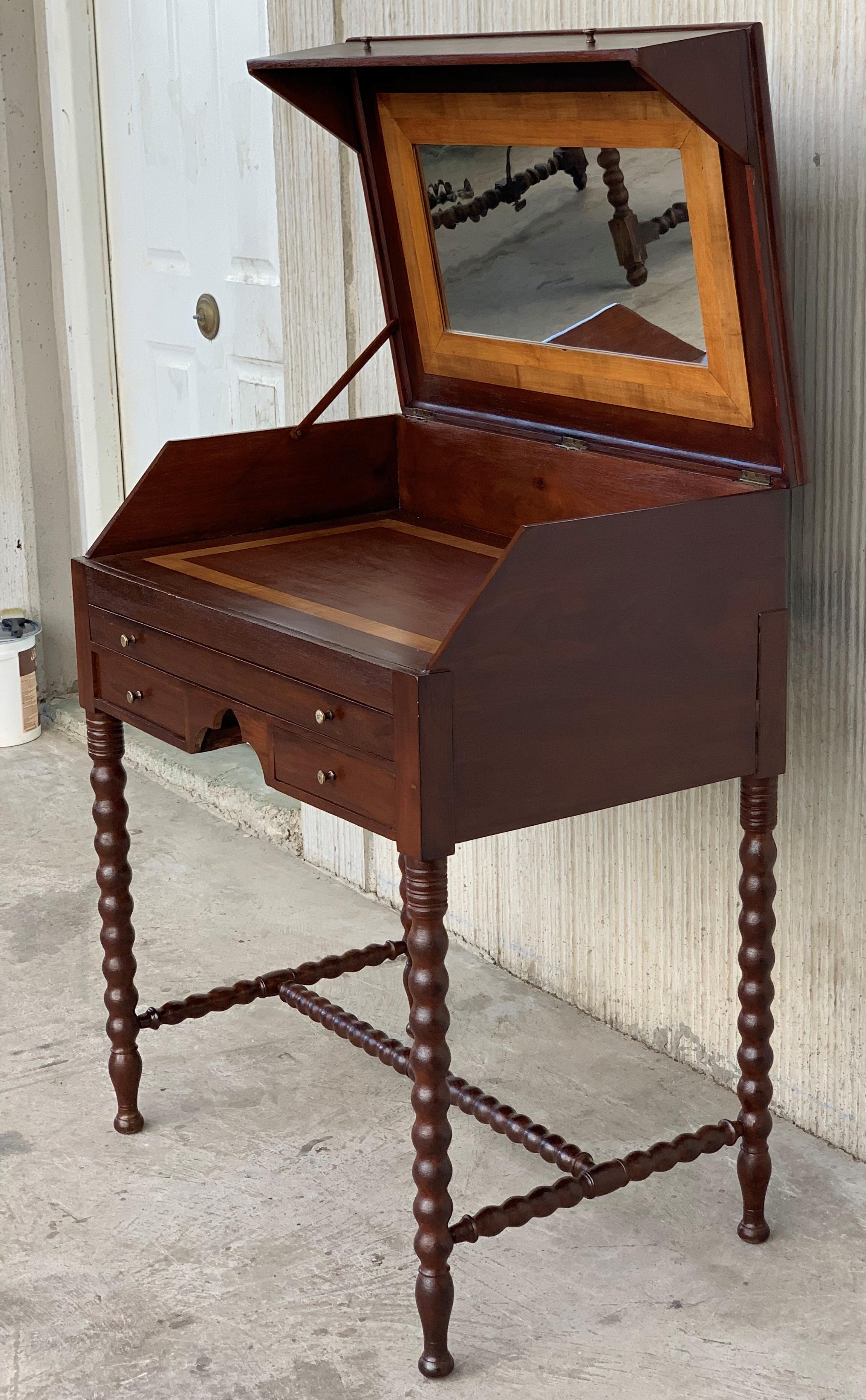 Rosewood Art Deco opens up vanity or secretary desk. Dressing table.