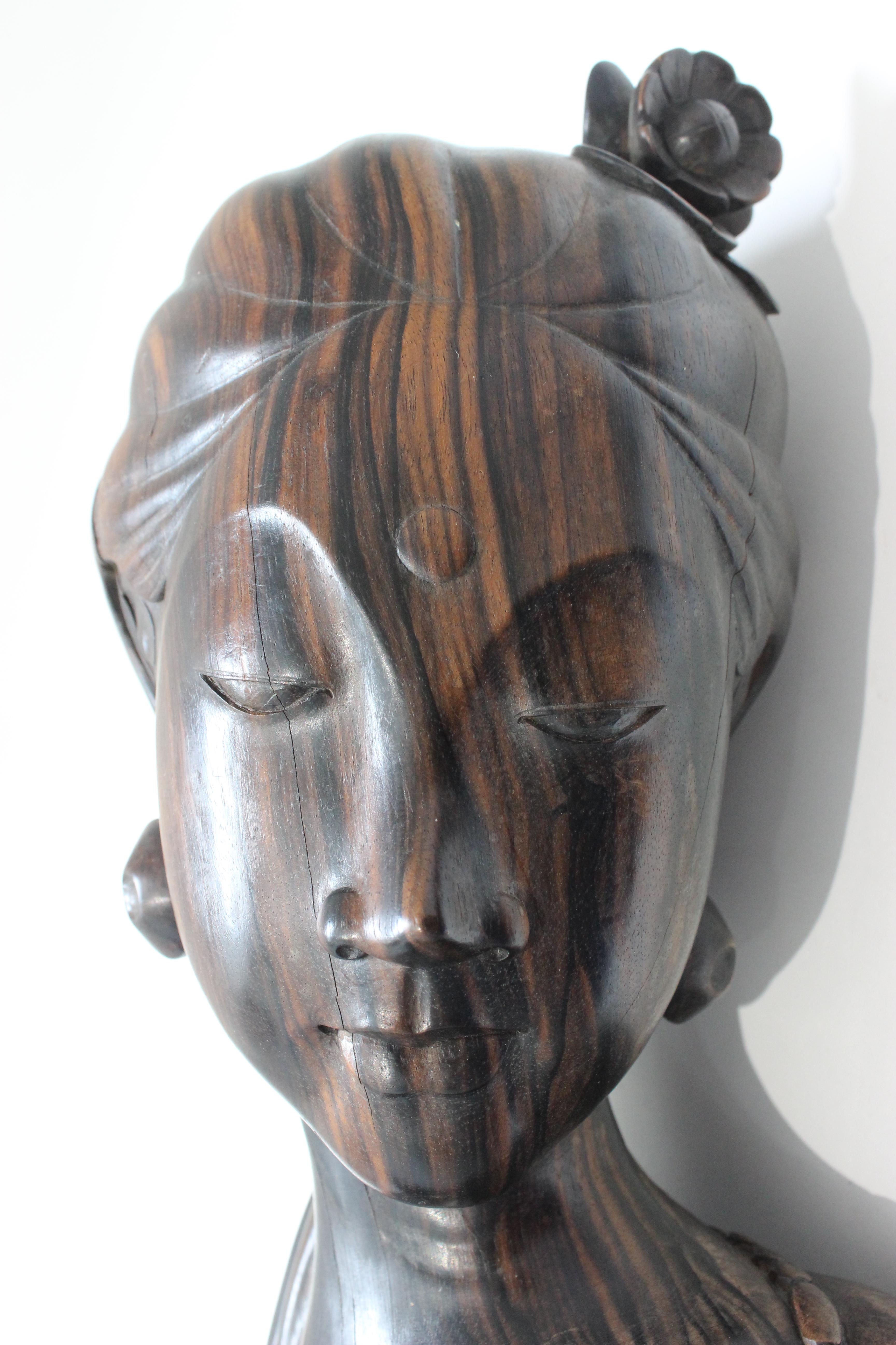 Rosewood Balinese Bust of a Young Woman For Sale 2
