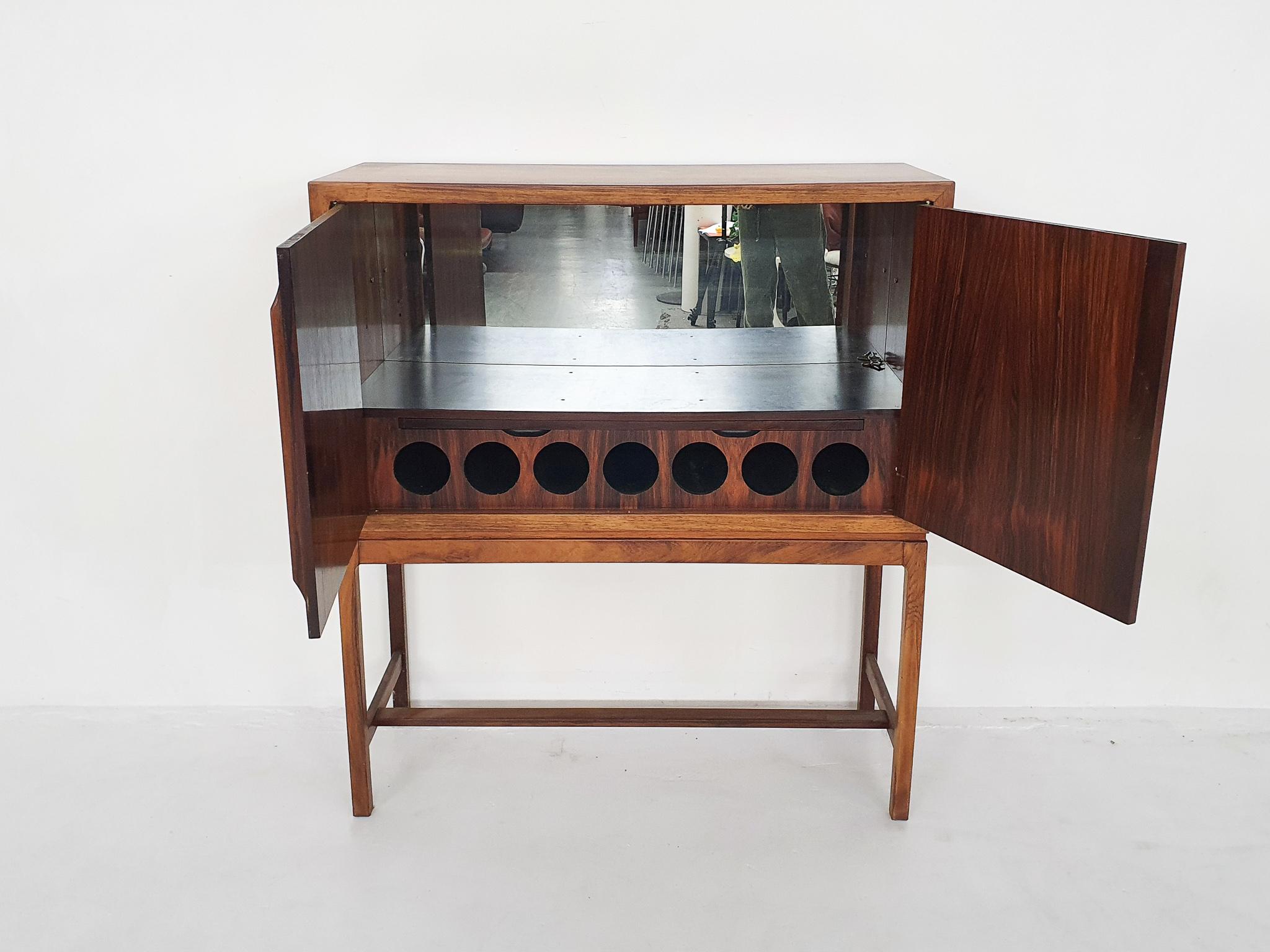 Mid-20th Century Rosewood Bar Cabinet by Torbjørn Afdal for Mellemstrands Møbelfabrik, Norway, 19 For Sale