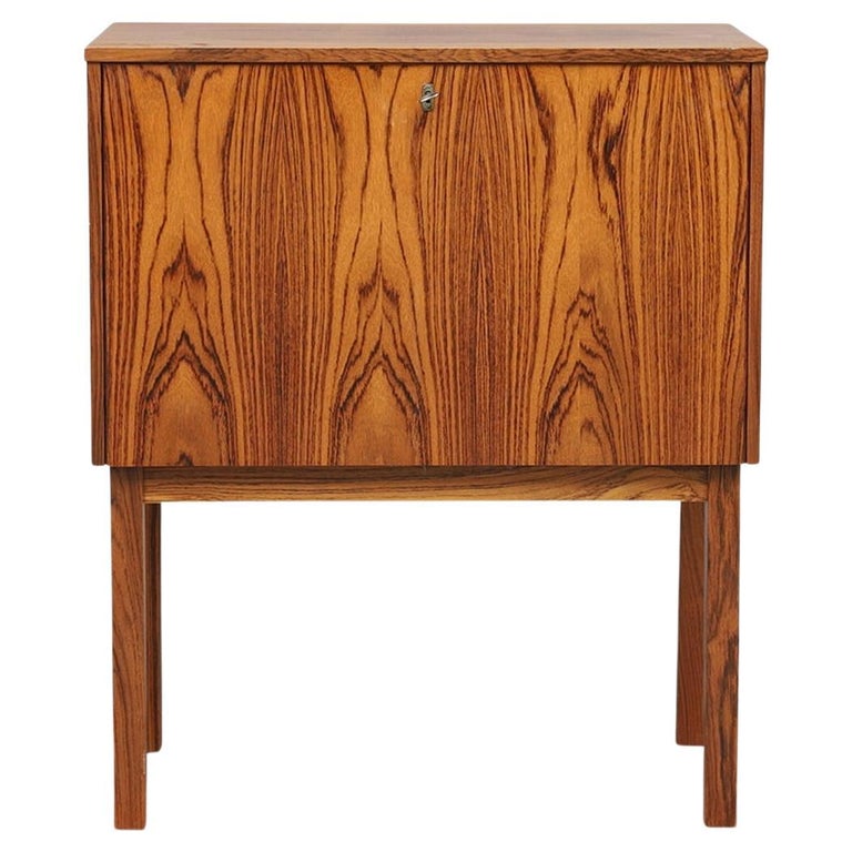 Rosewood Bar With Double Rotating Lazy Susans For Sale at