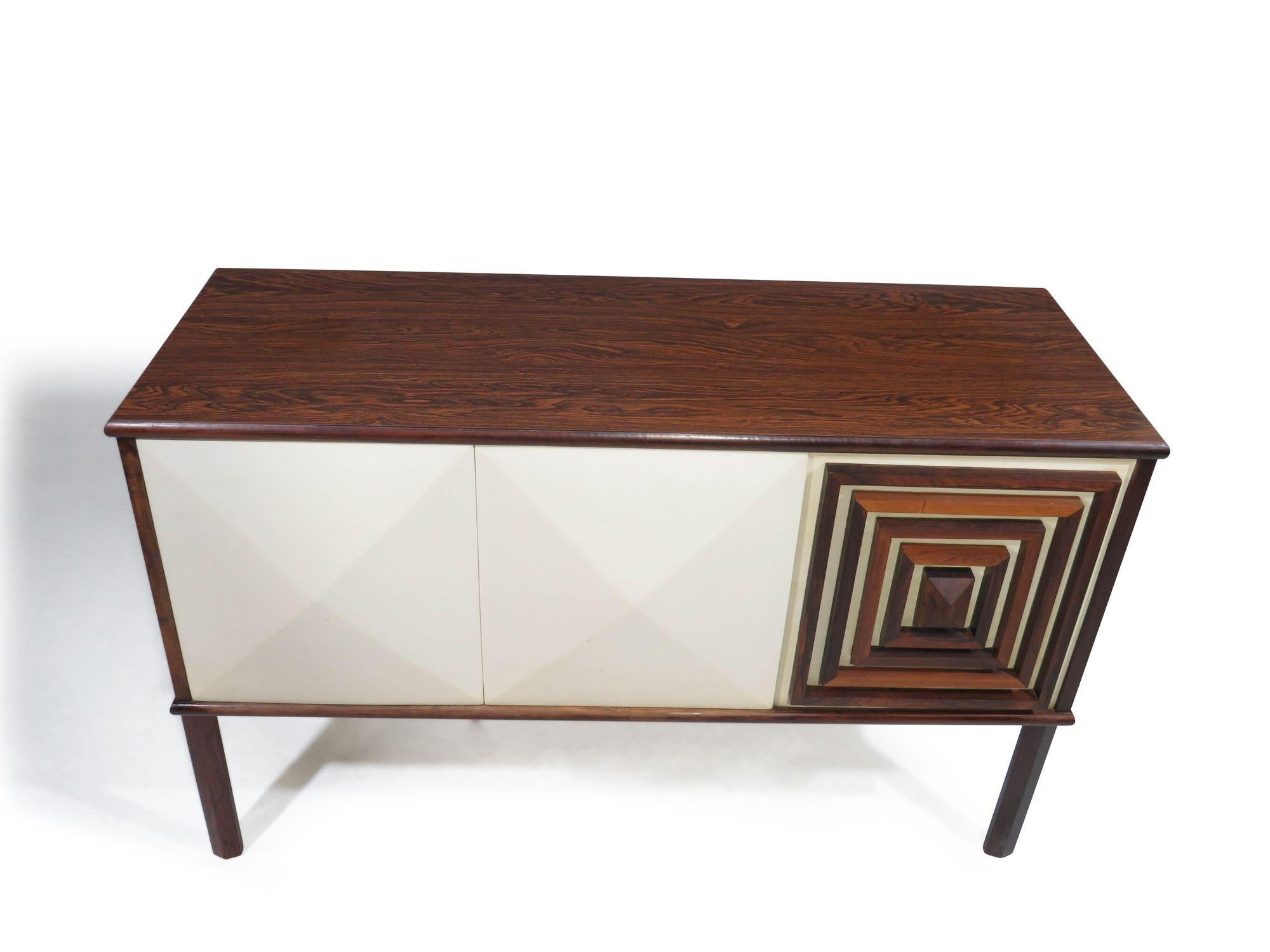 Rosewood Bar Cabinet with Geometric Rosewood Pattern For Sale 4
