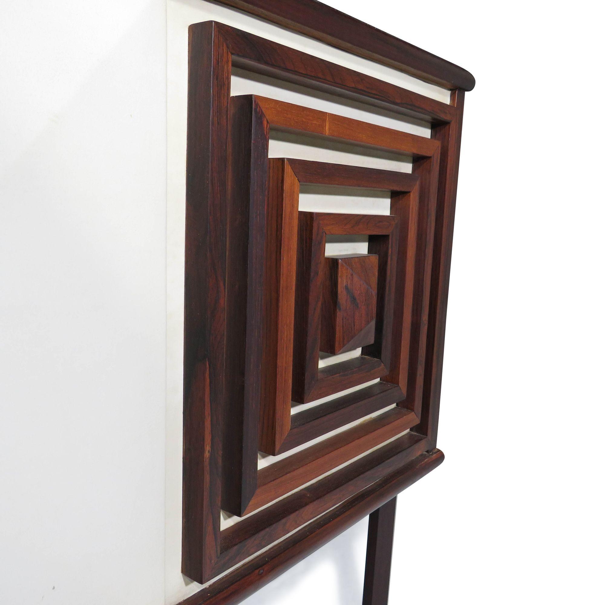 Mid-Century Modern Rosewood Bar Cabinet with Geometric Rosewood Pattern For Sale