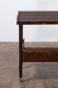 Carrello da bar in palissandro di Sergio Rodrigues, design moderno brasiliano del metà secolo