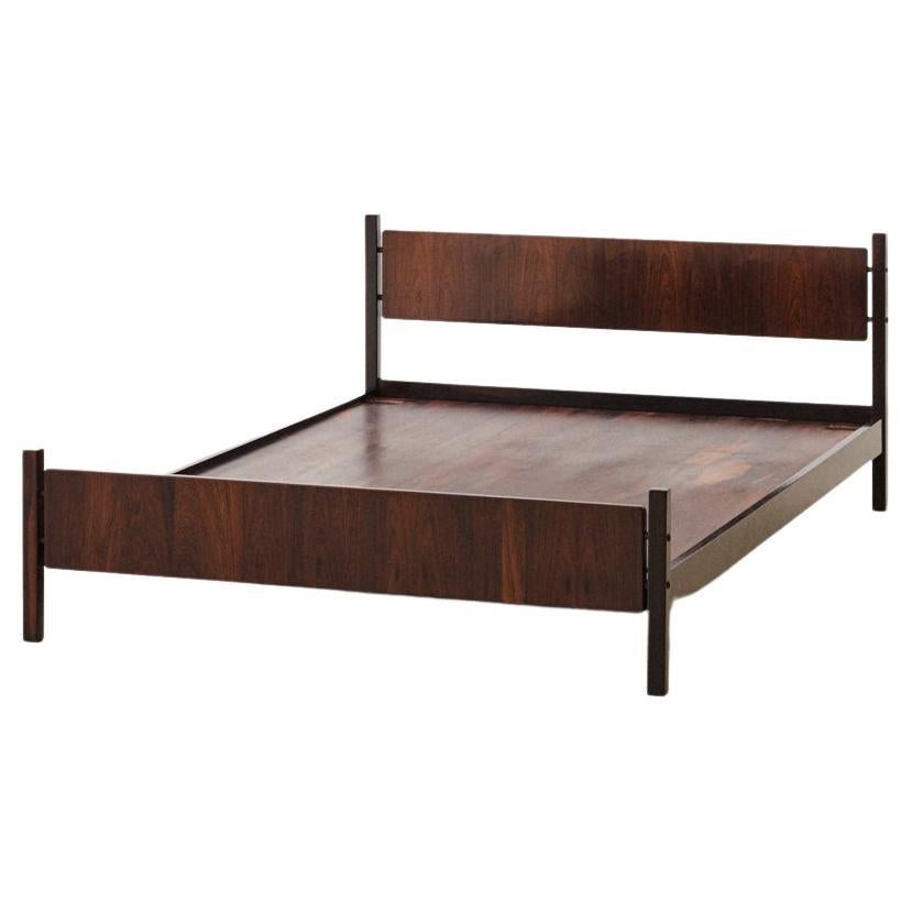 Rosewood Bed by Celina Decorações, 1960s, Double Size, Mid-Century Brazilian For Sale