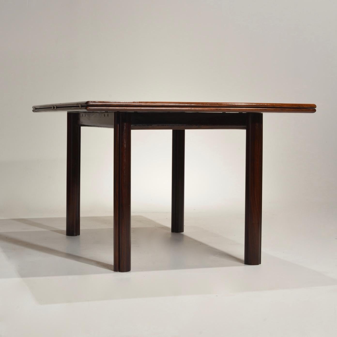 Table à manger à deux rallonges en bois de rose, Danemark, vers 1975 en vente 3