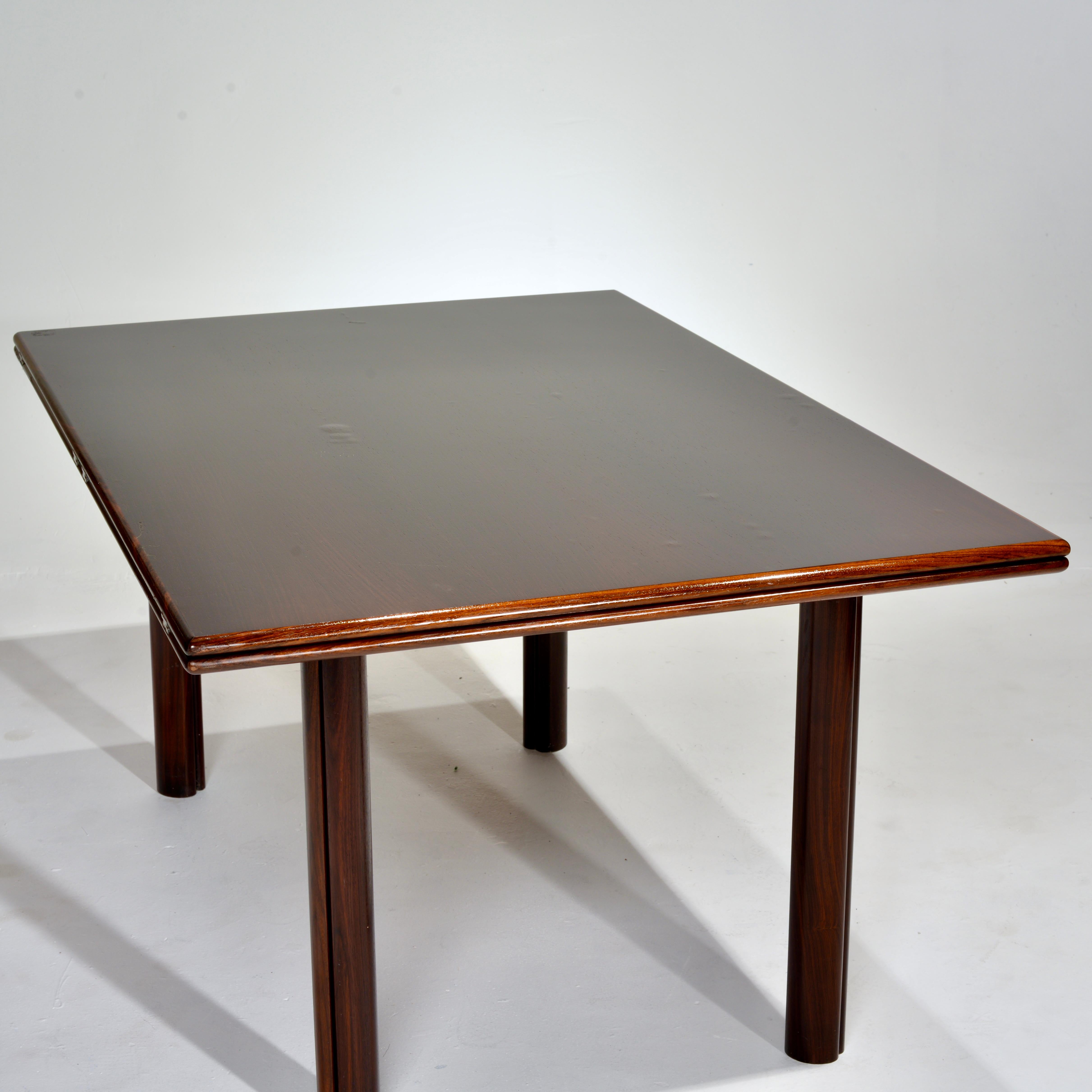 Bois de rose Table à manger à deux rallonges en bois de rose, Danemark, vers 1975 en vente