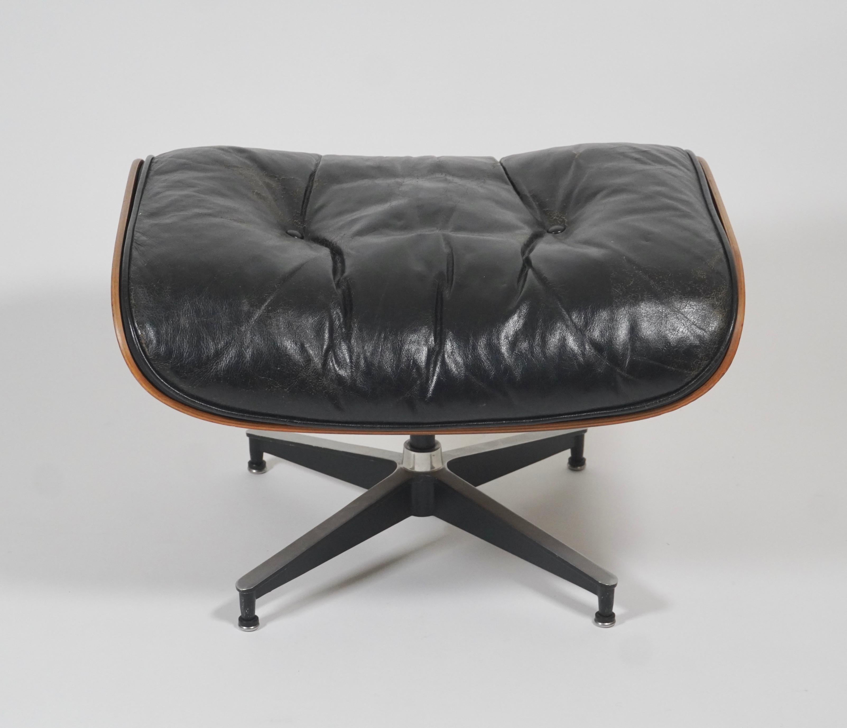 Mid-Century Modern Rosewood Black Leather Early 1960s Eames 671 Ottoman for Eames 670 Lounge