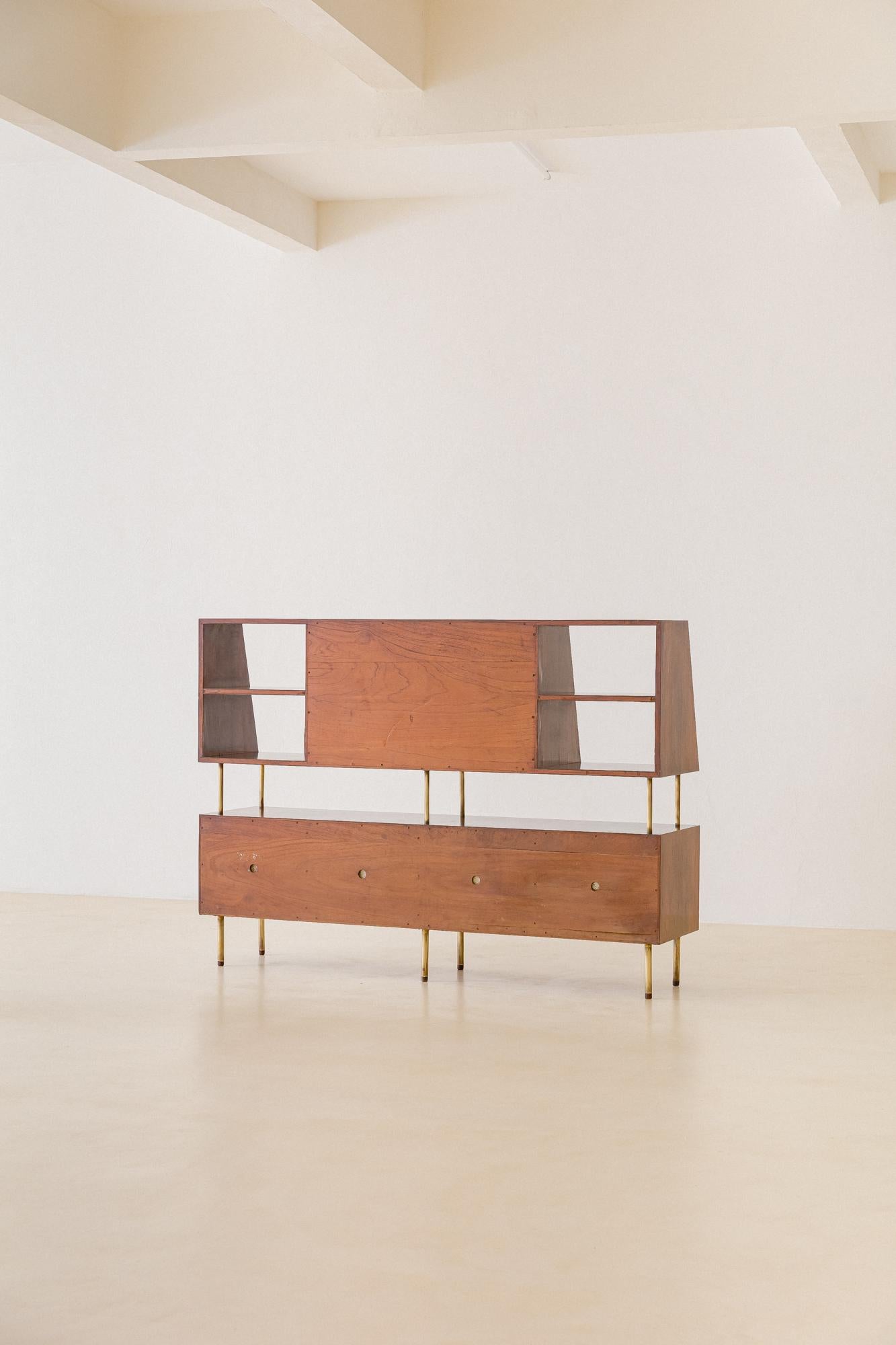 Mid-Century Modern Rosewood Bookcase by Carlo Hauner and Martin Eisler, 1955, Brazilian Midcentury For Sale
