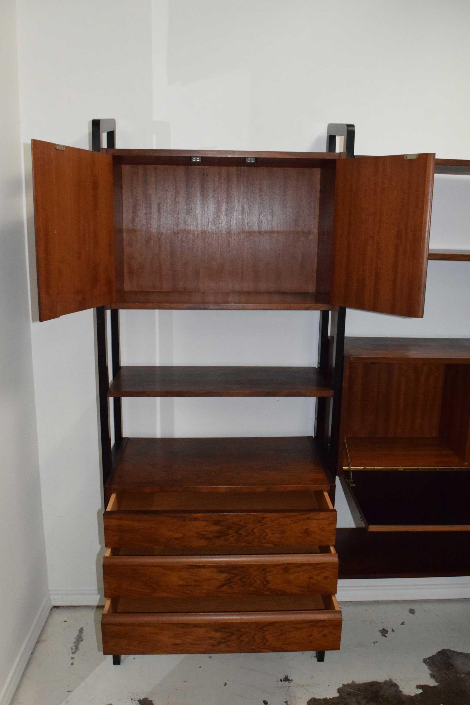 Rosewood Bookcase Storage Unit In Good Condition In Dallas, TX