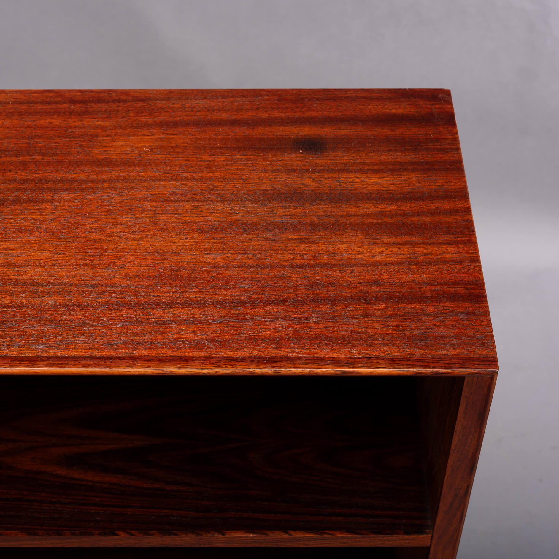Rosewood Bookcase with LP rack made by Brouer Mobelfabrik, 1960s For Sale 6