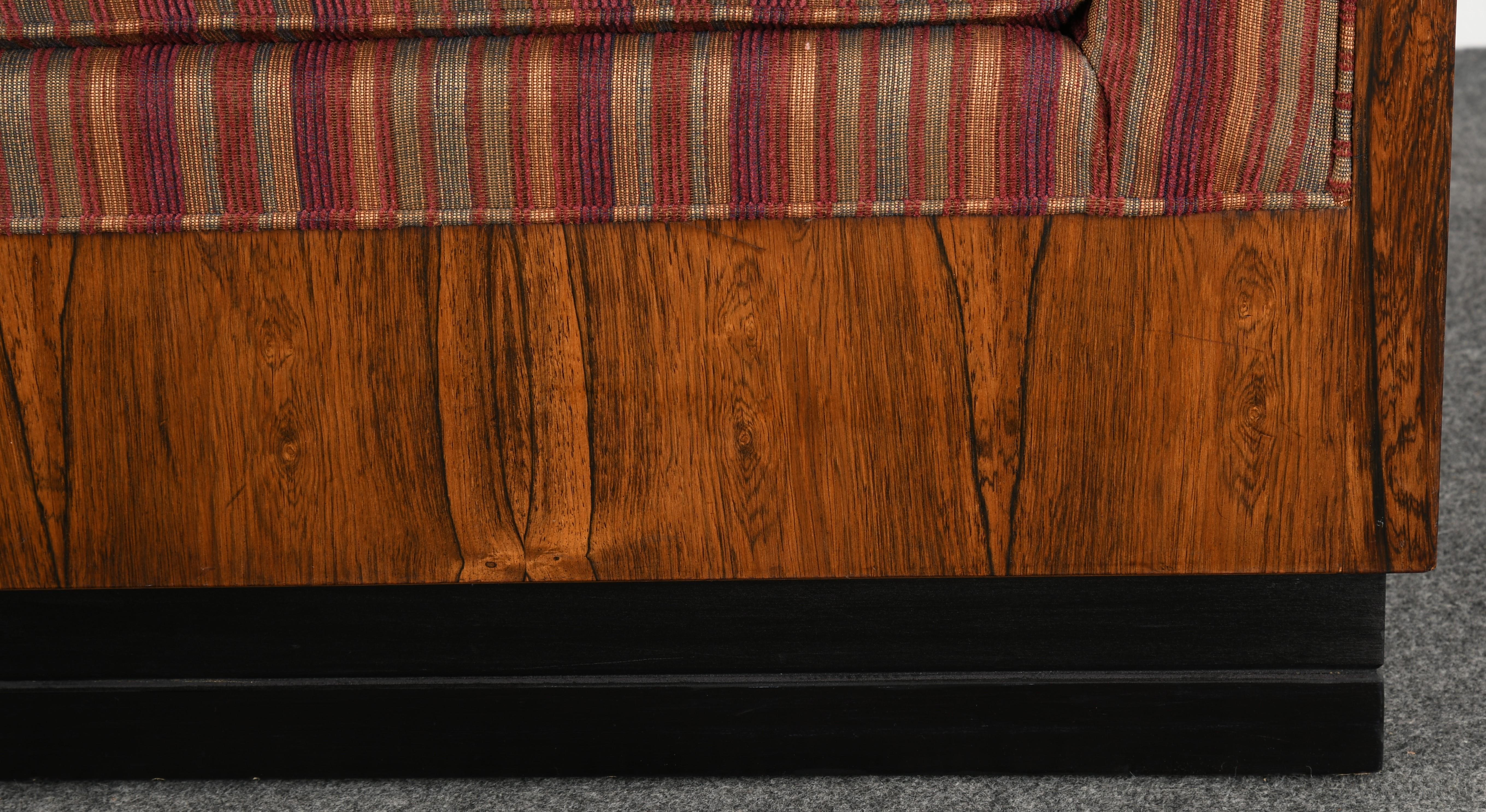 Rosewood Box Sofa by Milo Baughman for Thayer Coggin, 1970s 12