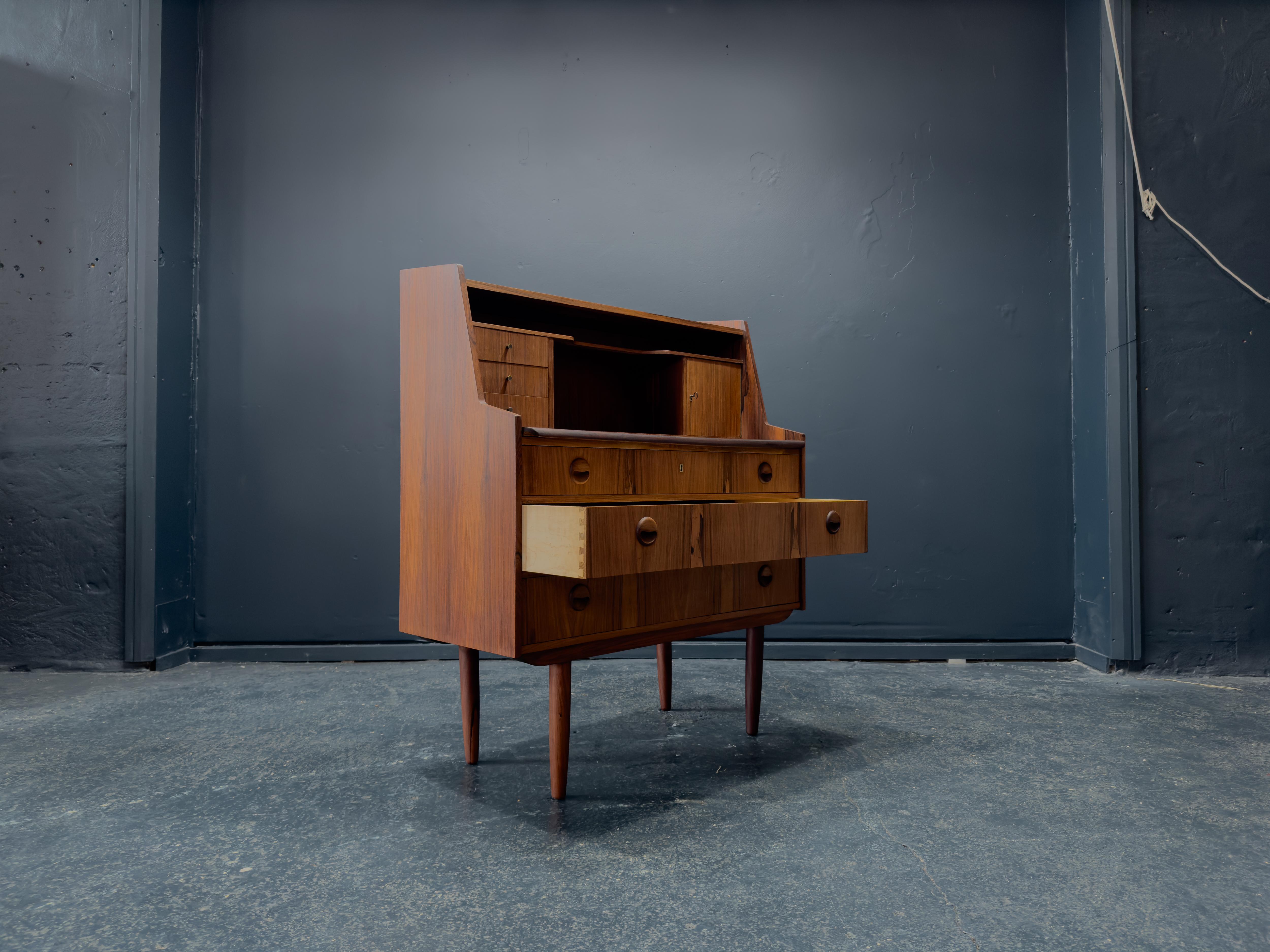 Bureau For Sale 1