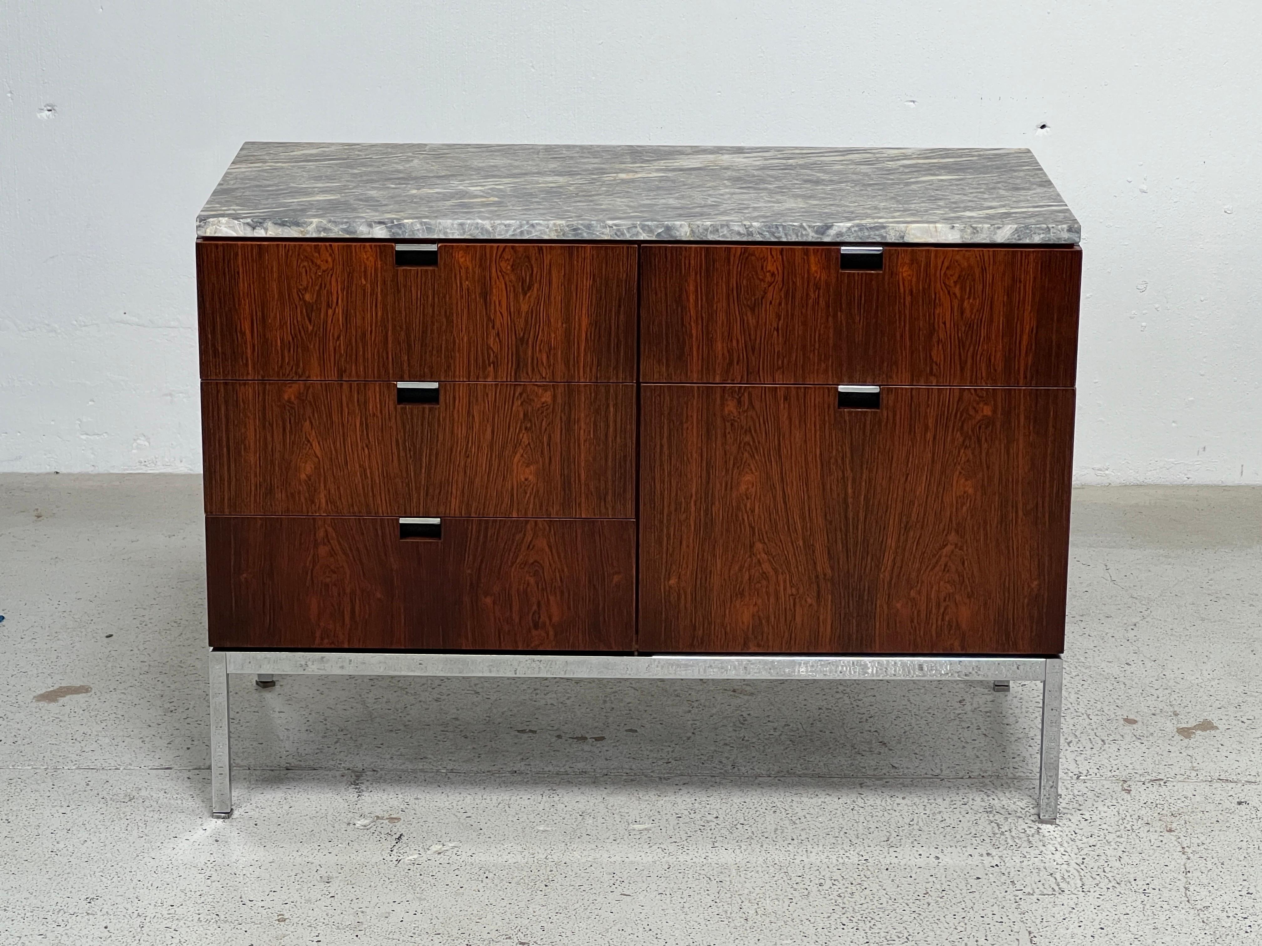 Rosewood Cabinet by Florence Knoll for Knoll In Good Condition For Sale In Dallas, TX