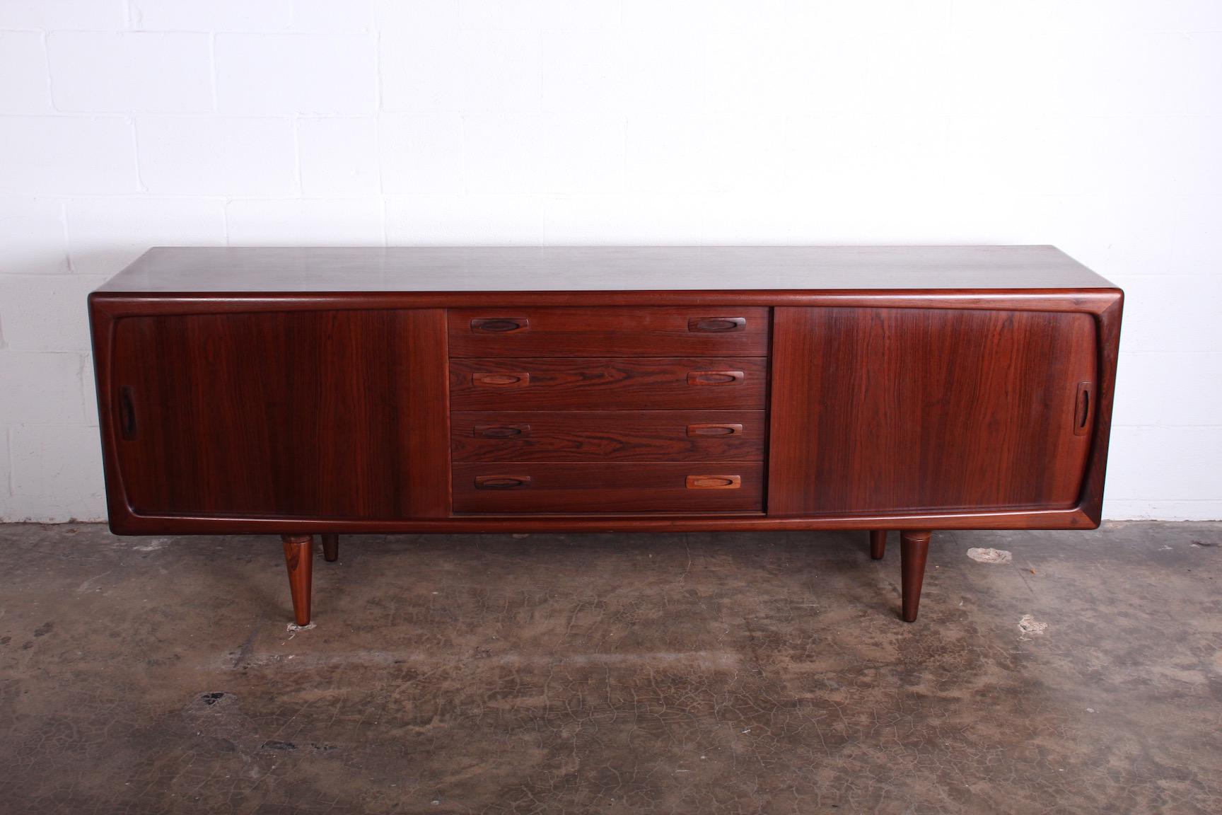 Rosewood Cabinet by H.P. Hansen  In Good Condition In Dallas, TX