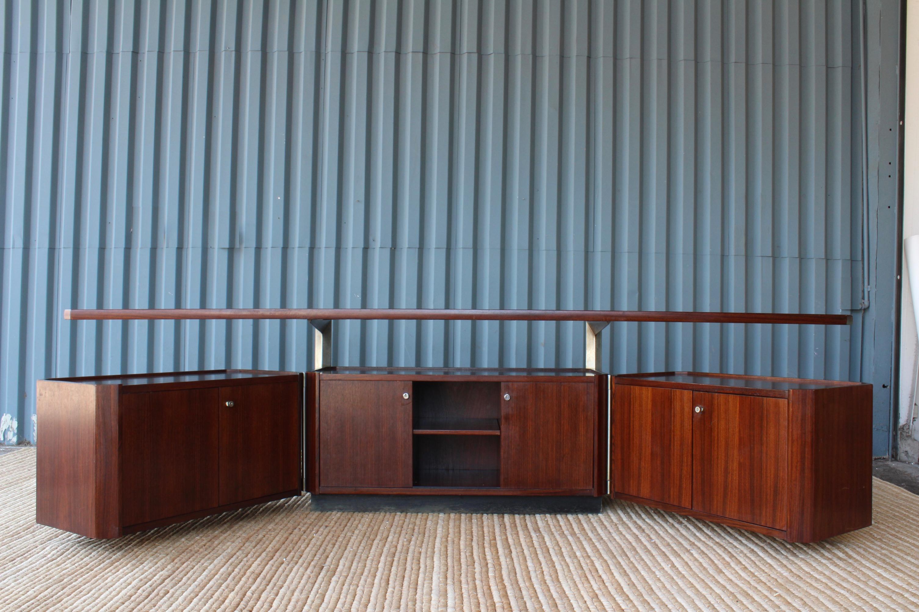 Veneer Rosewood Cabinet by Osvaldo Borsani for Tecno, Italy, 1960s