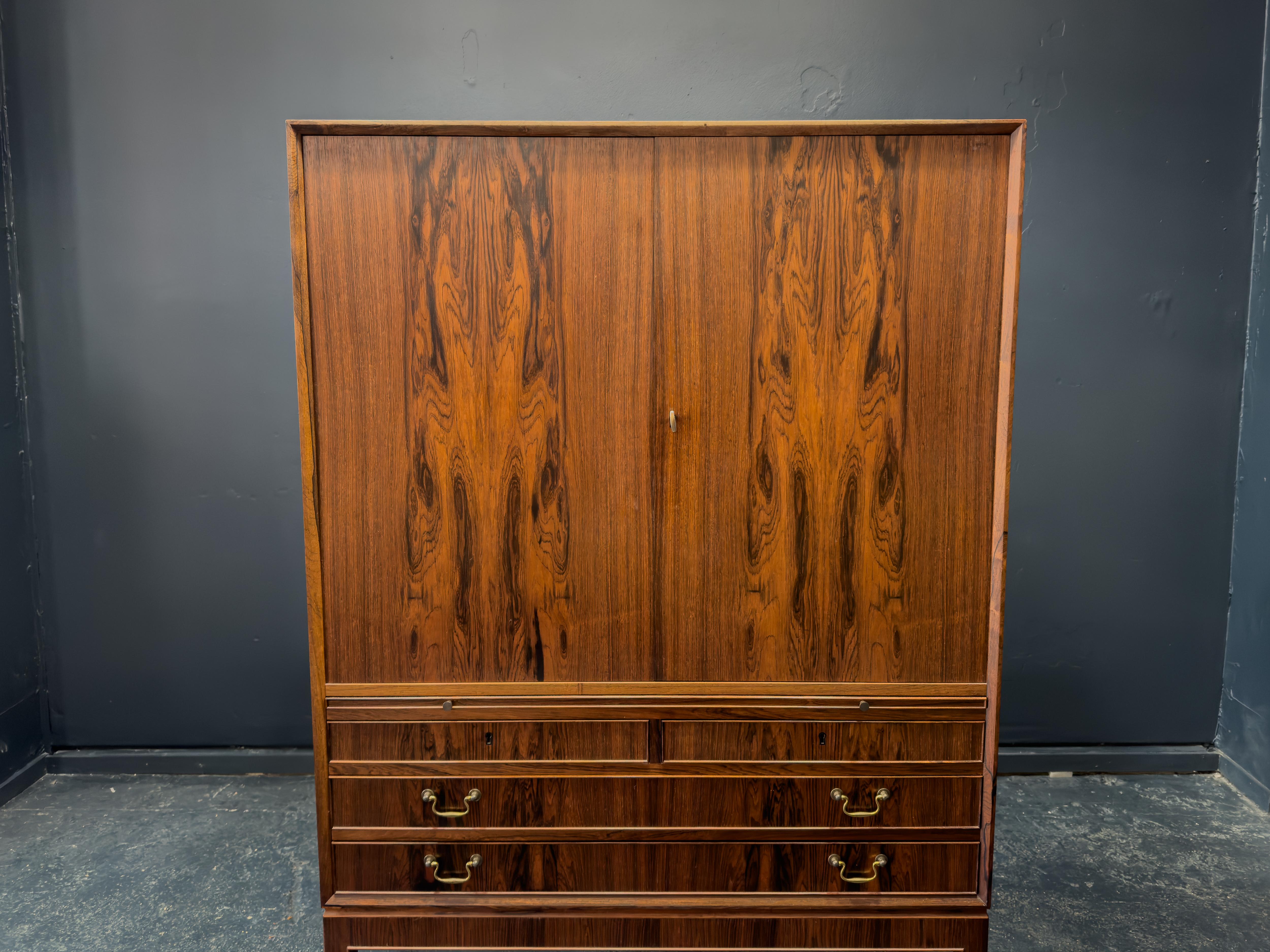Traditional Large Cabinet For Sale 1